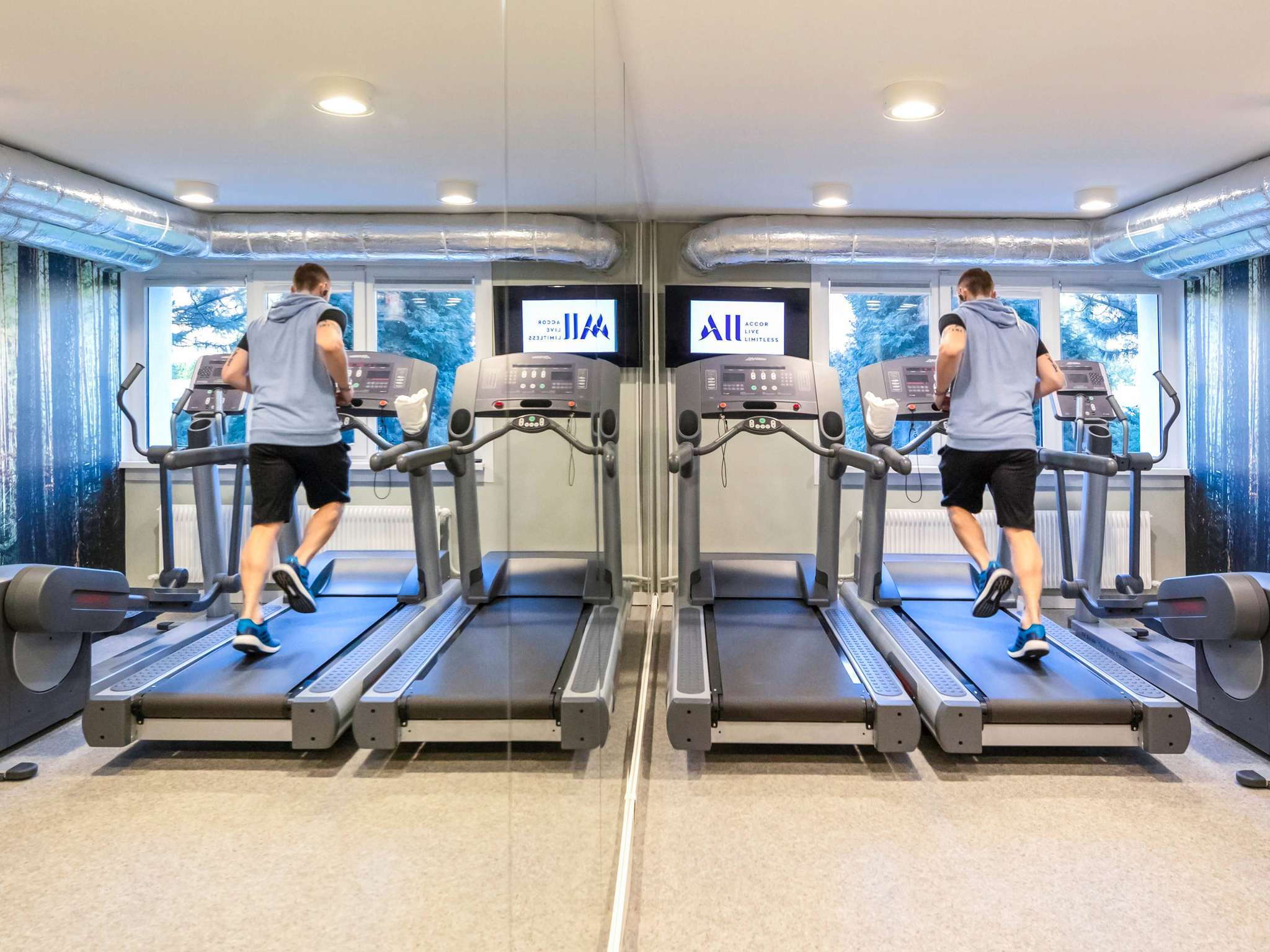 Photo - Novotel Wrocław City