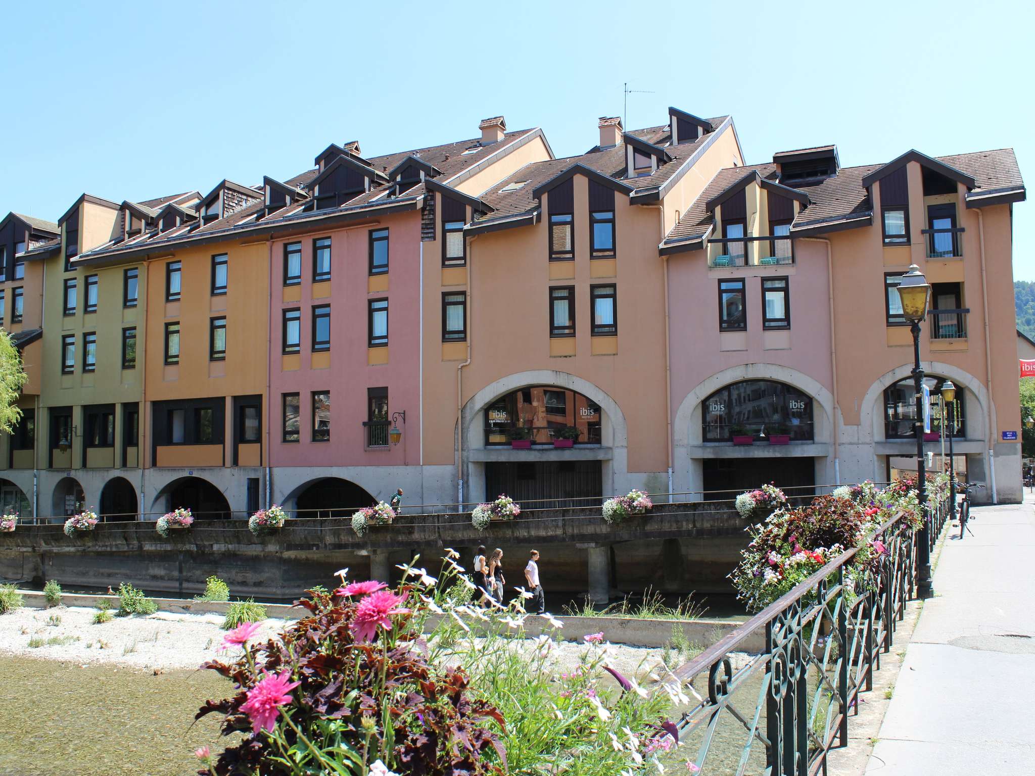 Hôtel à ANNECY - ibis Annecy Centre Vieille Ville