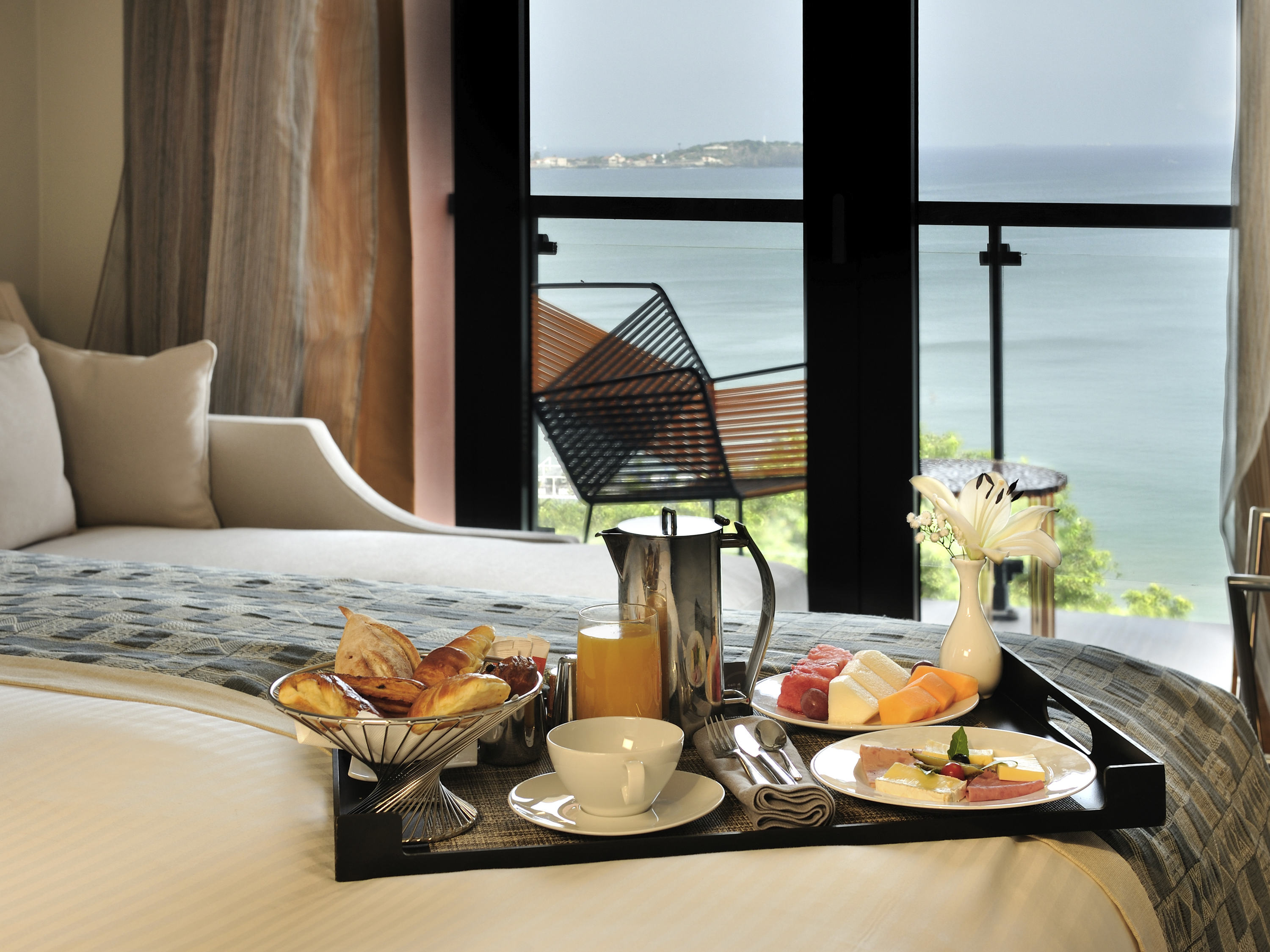 CHAMBRE DELUXE, 1 Lit King, Vue sur Mer. — photo 1