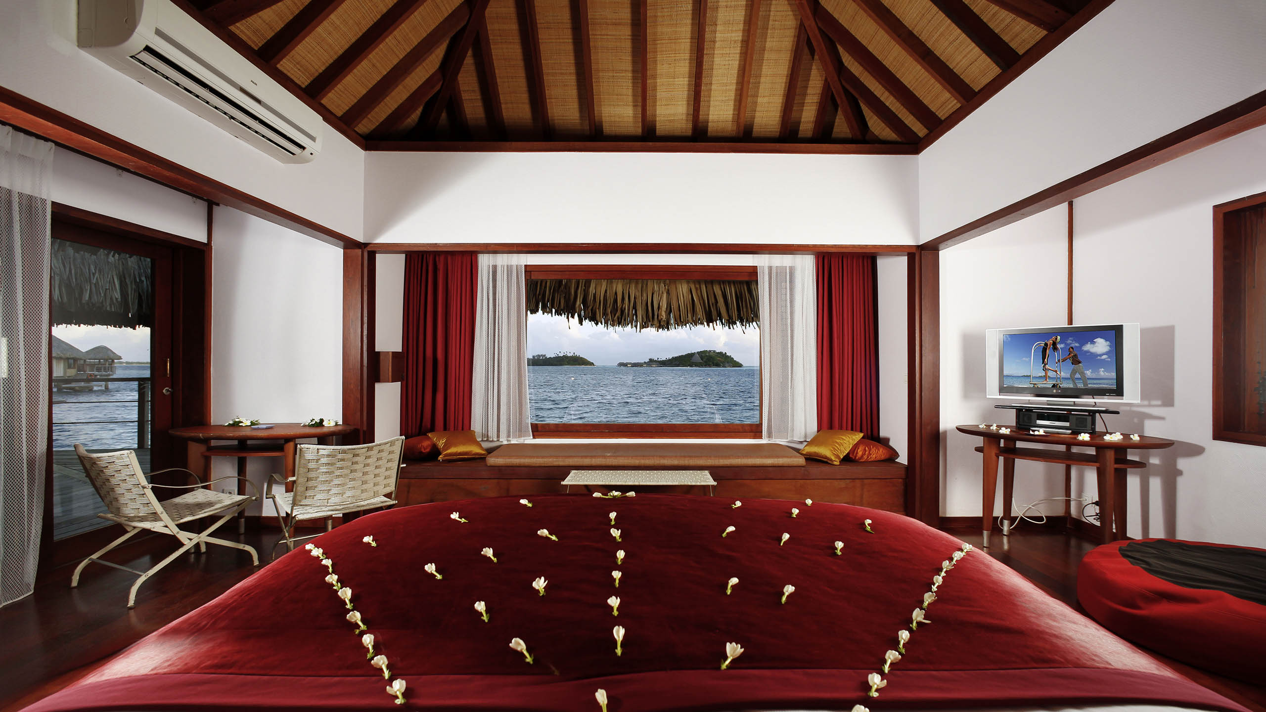 Luxury Hotel Vaitape Sofitel Bora Bora Marara Beach Resort