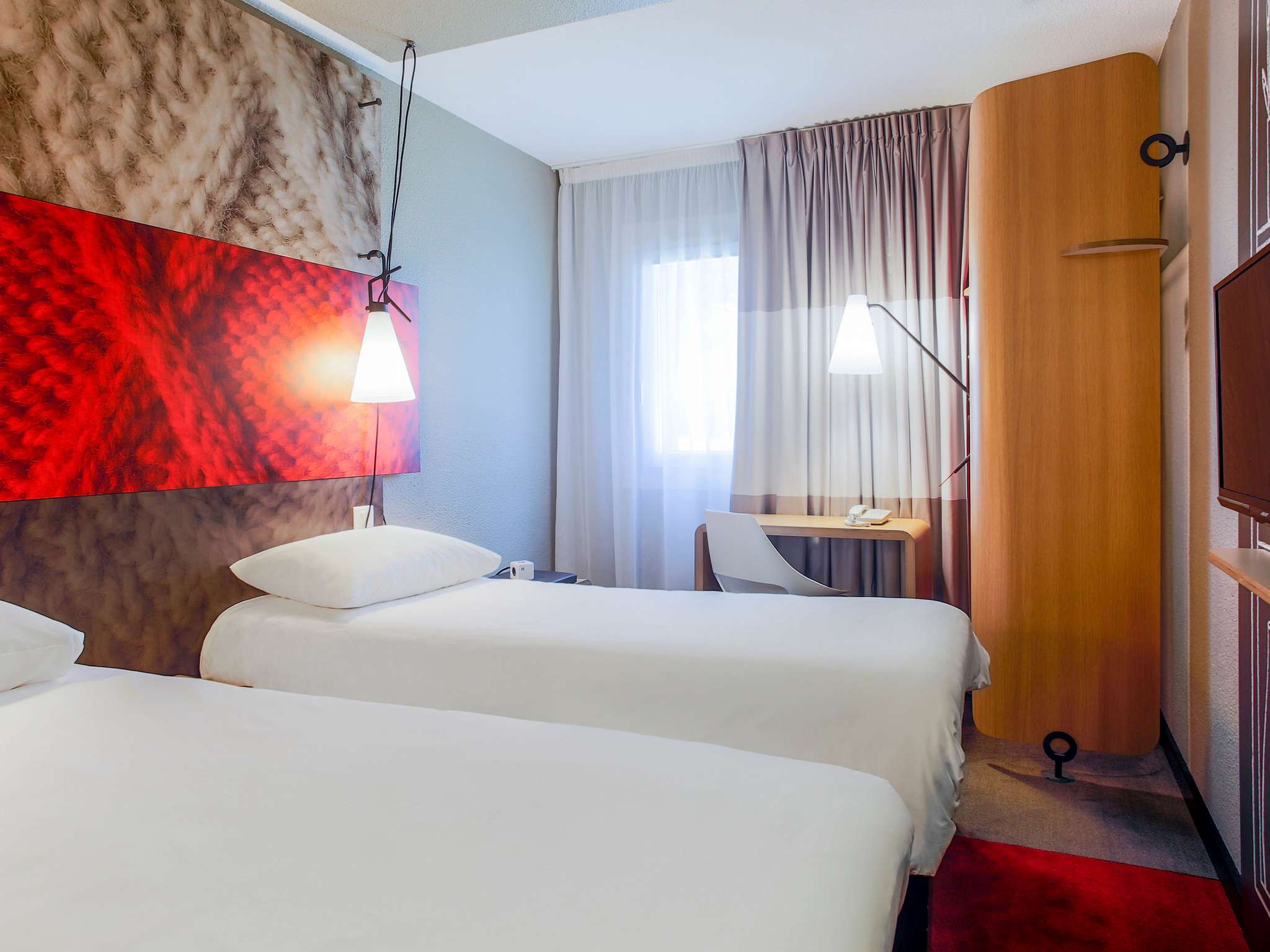 Photo - ibis Carcassonne Est la Cité