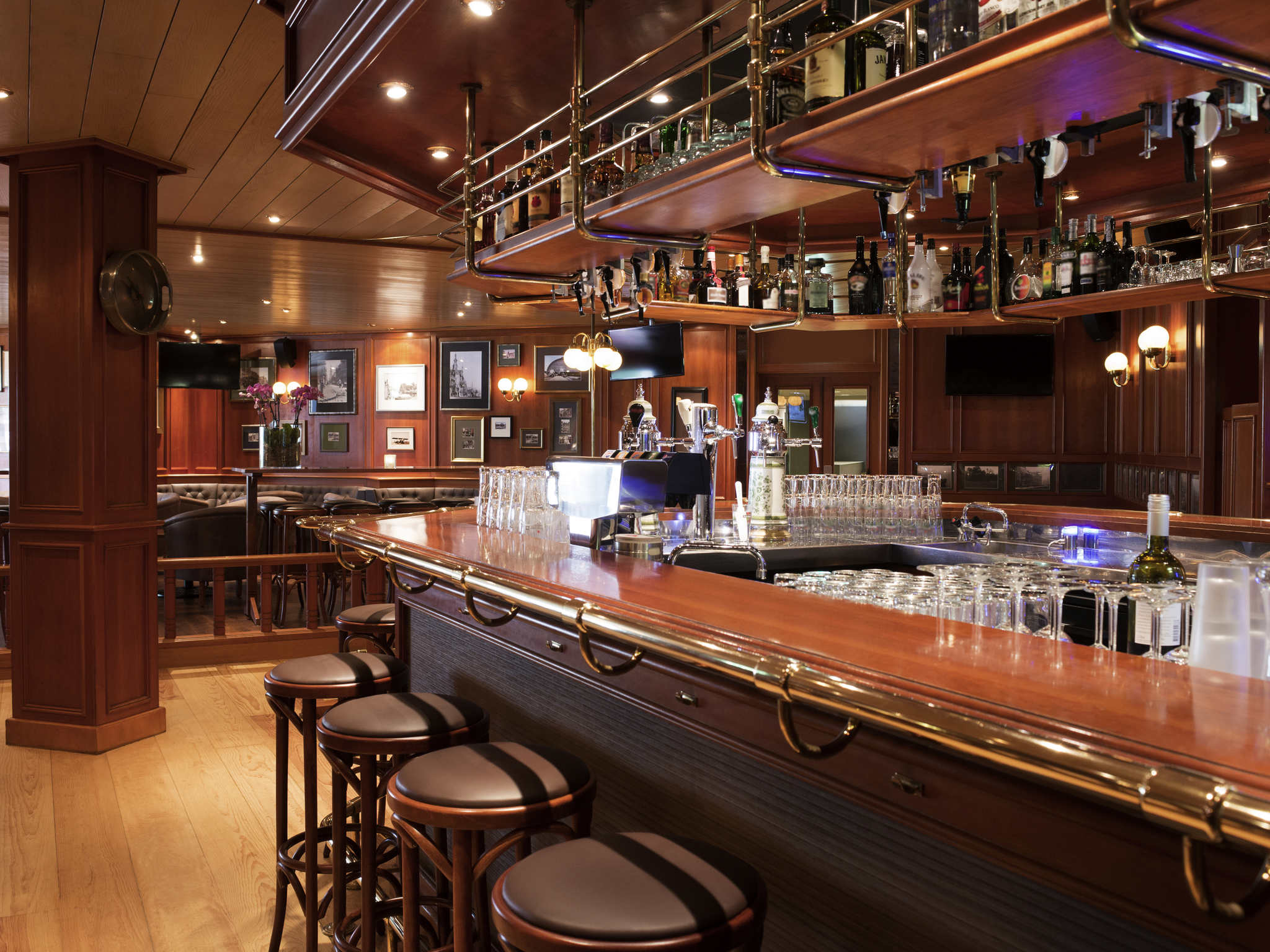 Photo - Ibis Schiphol Amsterdam Airport