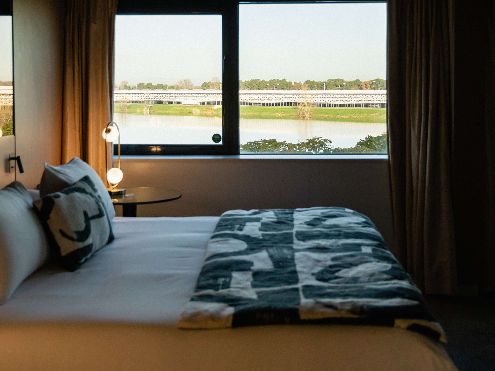 Photo - Pullman Bordeaux Lac