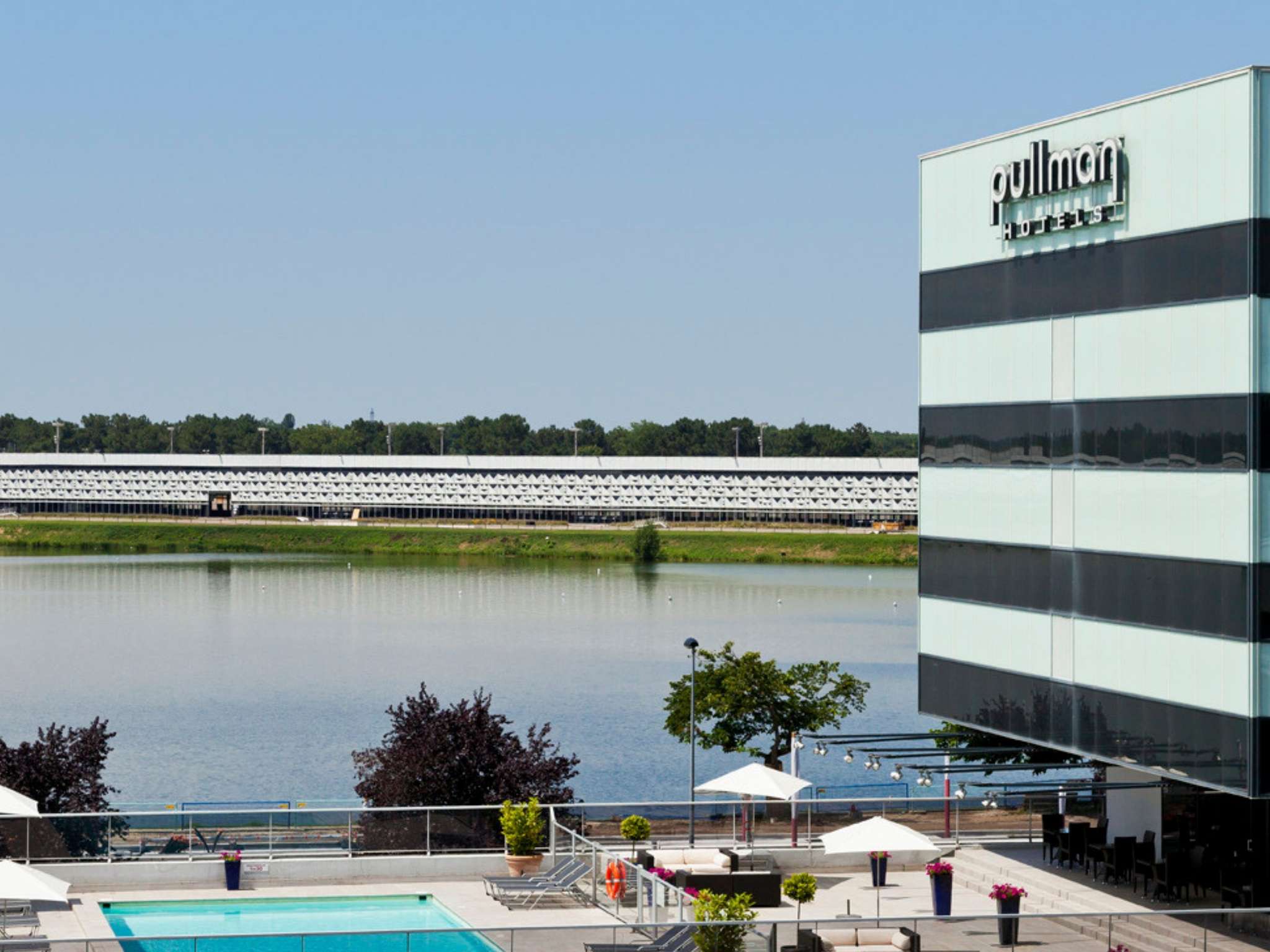 Photo - Pullman Bordeaux Lac