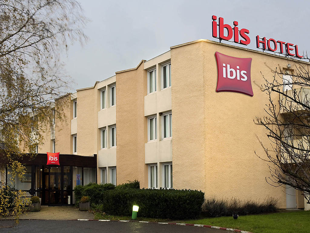 ibis Rambouillet - Image 1