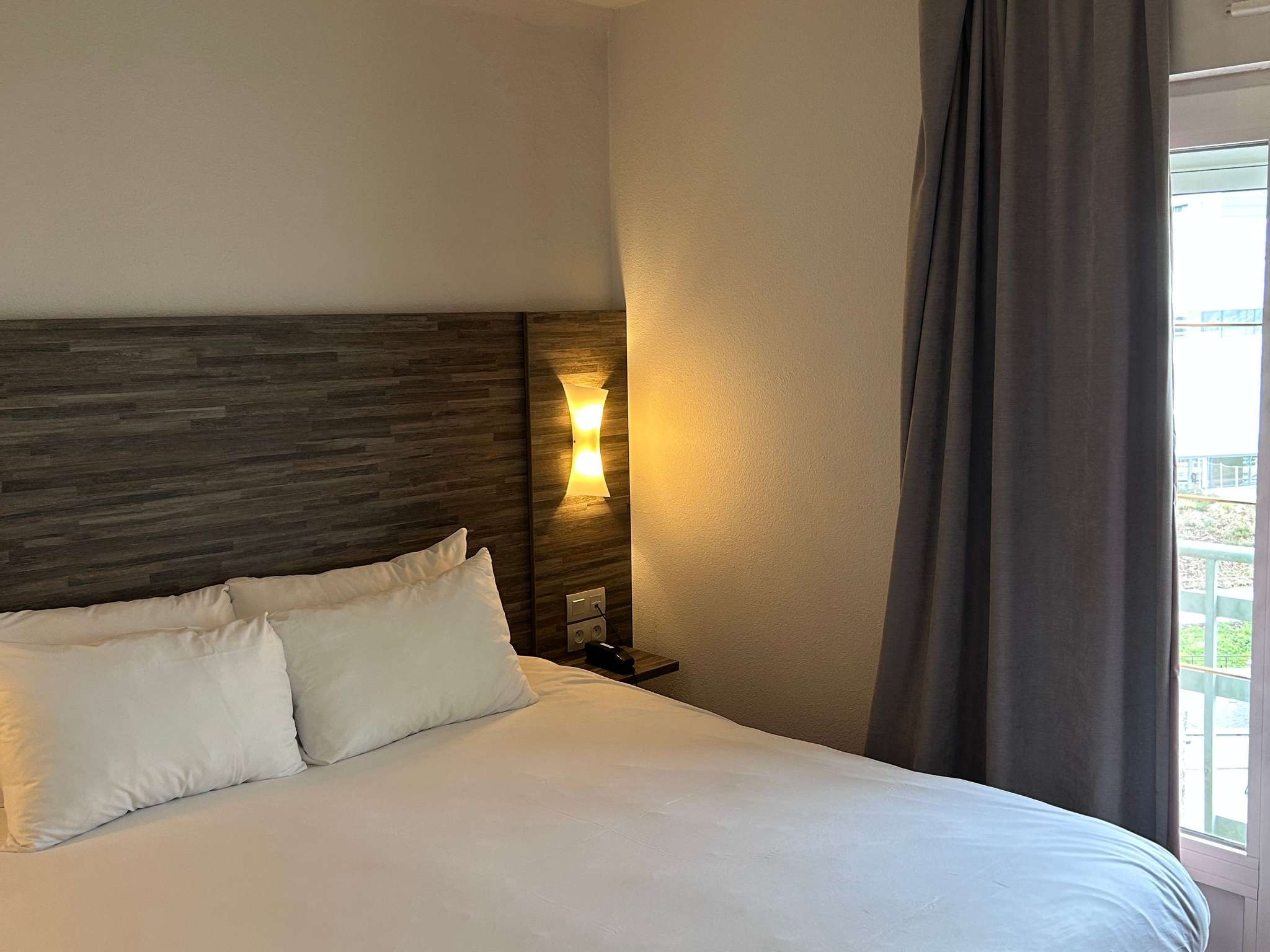 Foto - ibis Styles Rennes Centre Gare Nord