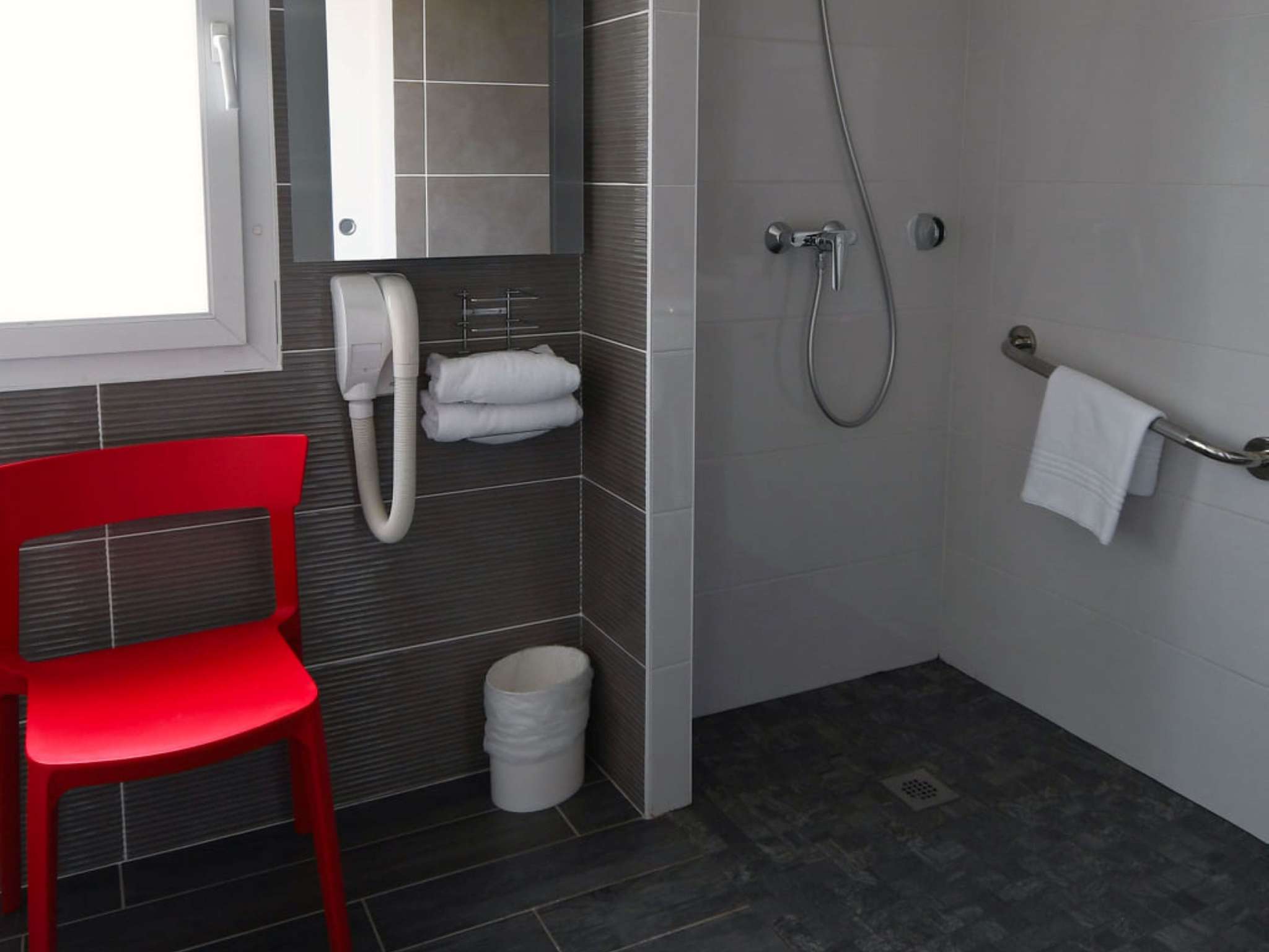 Photo - ibis Saintes