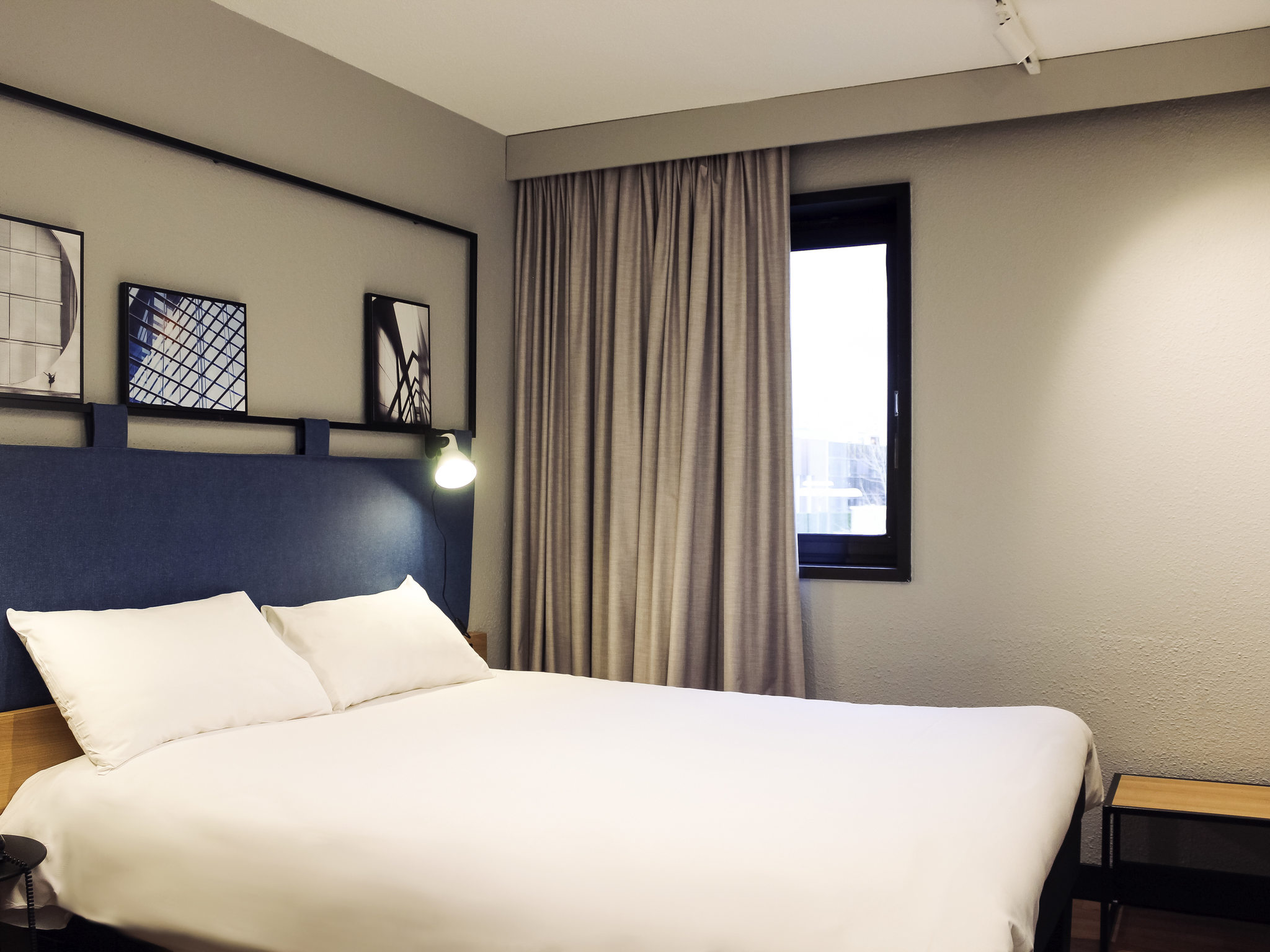 Foto - Ibis Évry-Courcouronnes