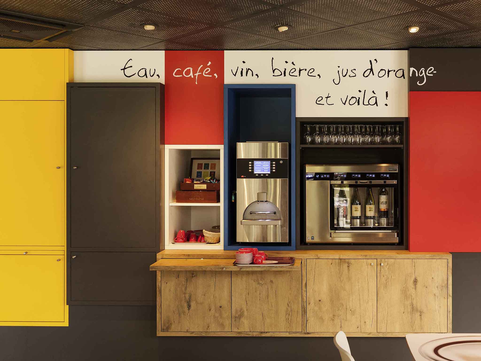 Foto - Ibis Évry-Courcouronnes