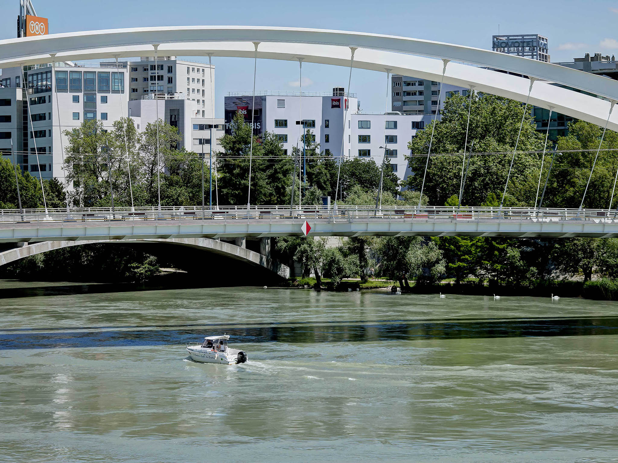 Photo - ibis Lyon Gerland Musée des Confluences