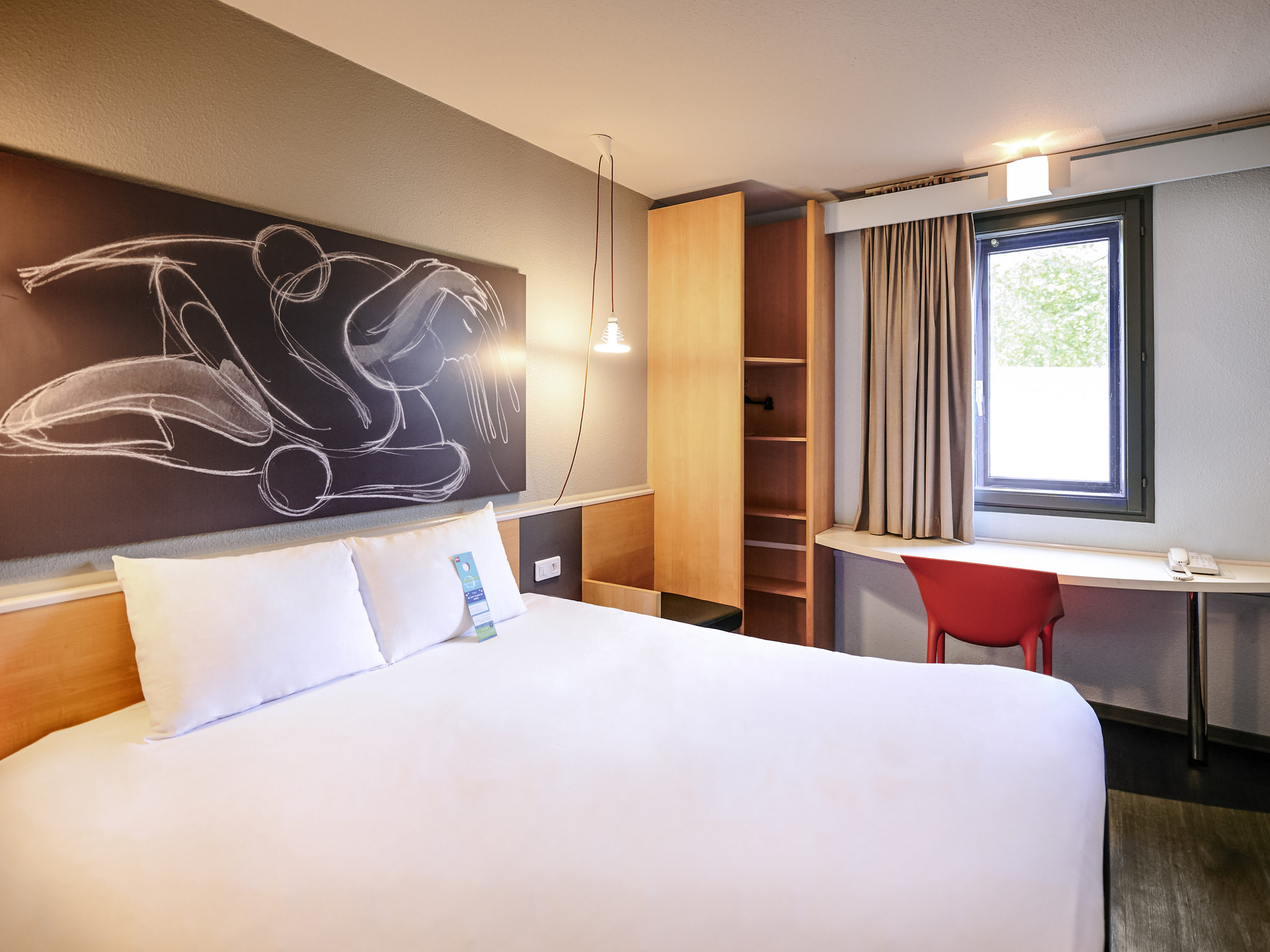 Photo - ibis Lyon Gerland Musée des Confluences