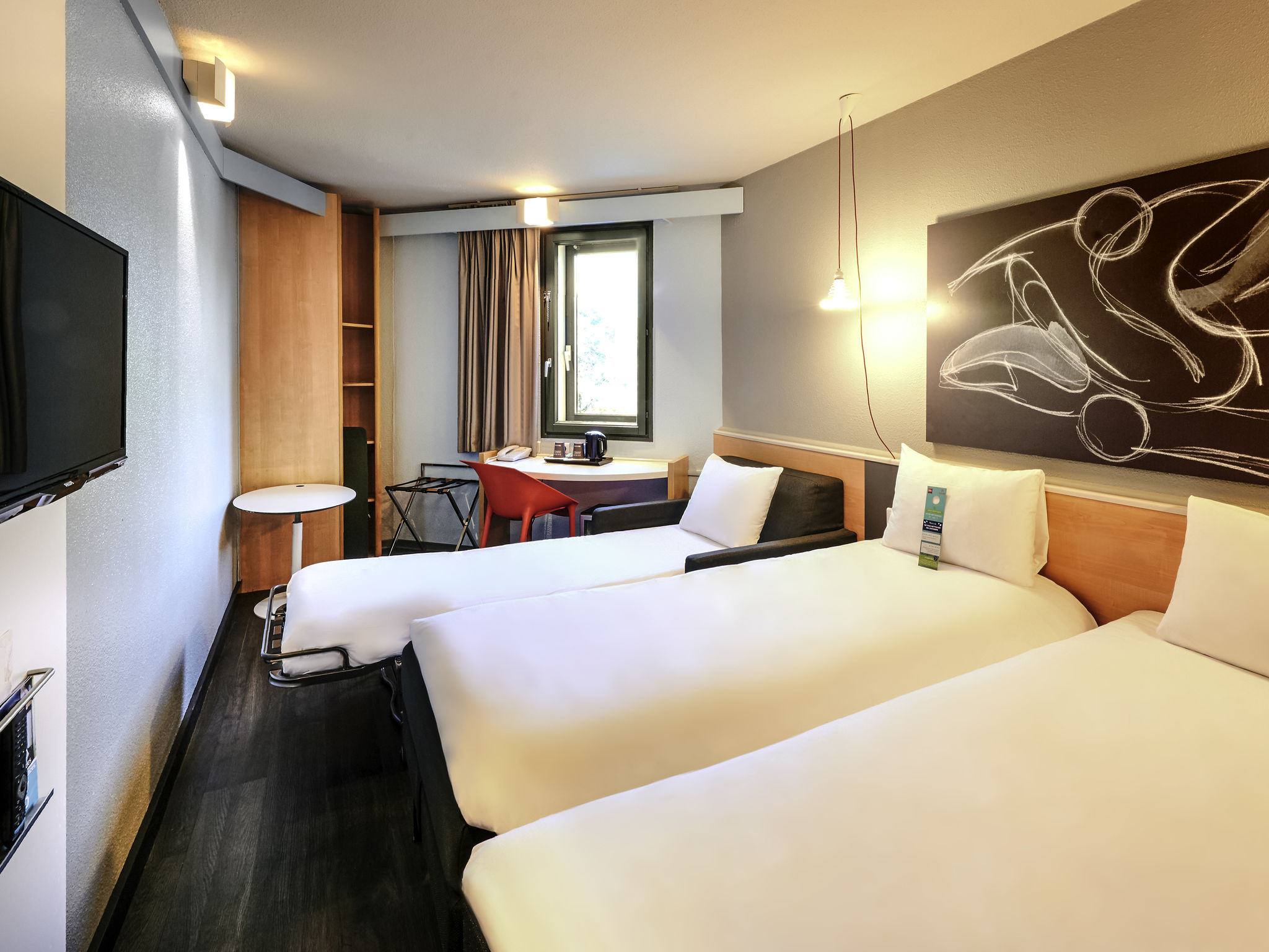 Photo - ibis Lyon Gerland Musée des Confluences