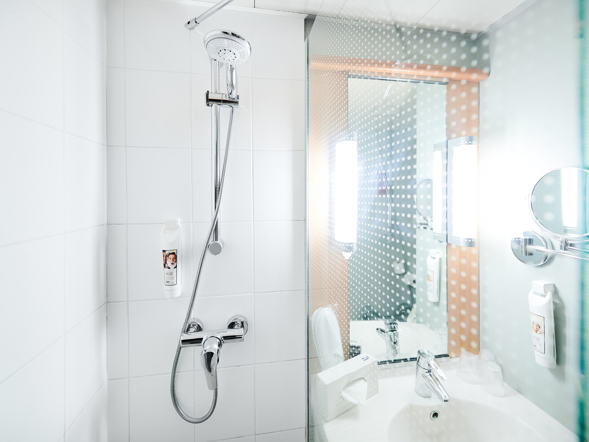 Photo - ibis Lyon Gerland Musée des Confluences