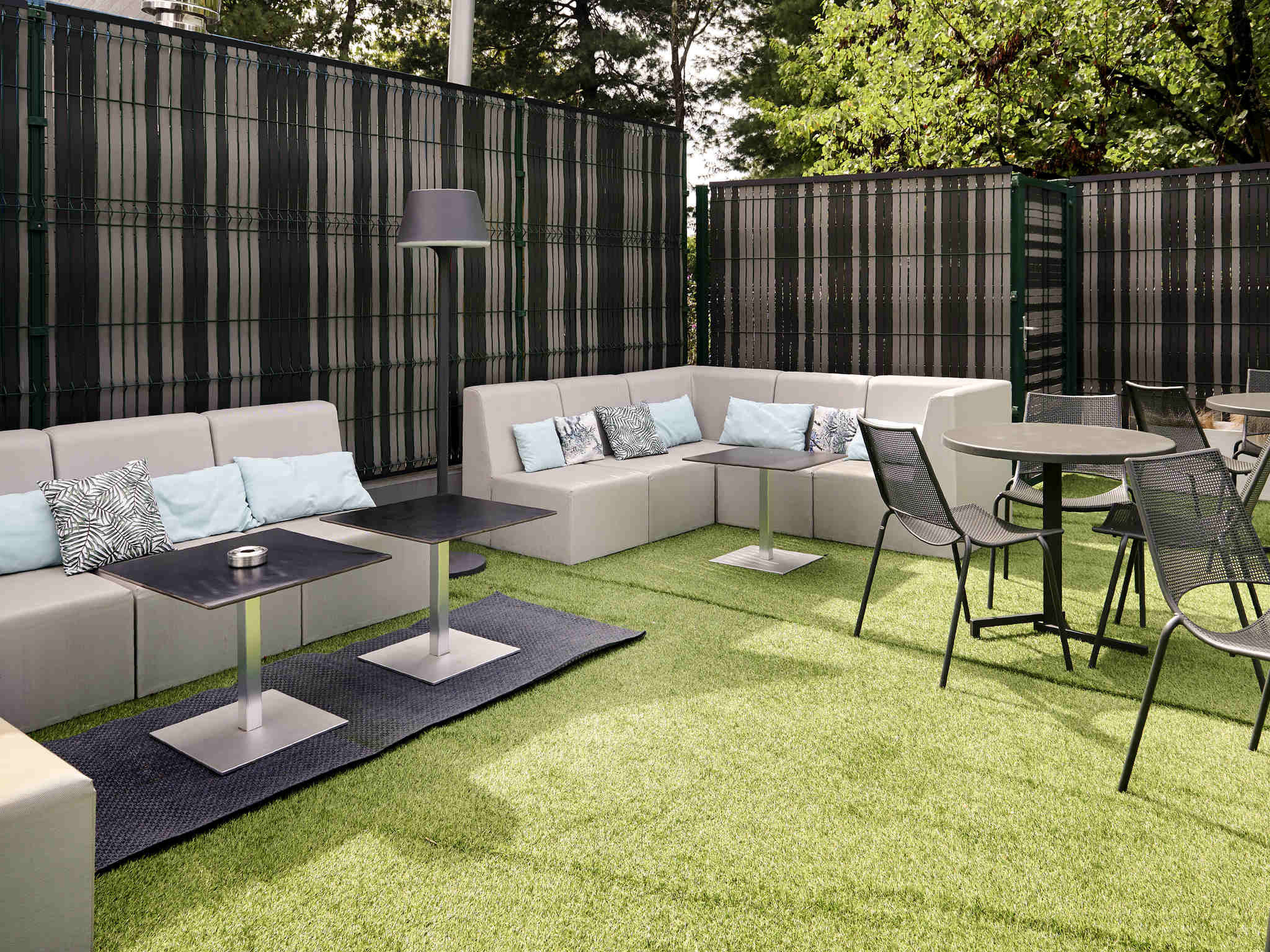 Photo - ibis Lyon Gerland Musée des Confluences