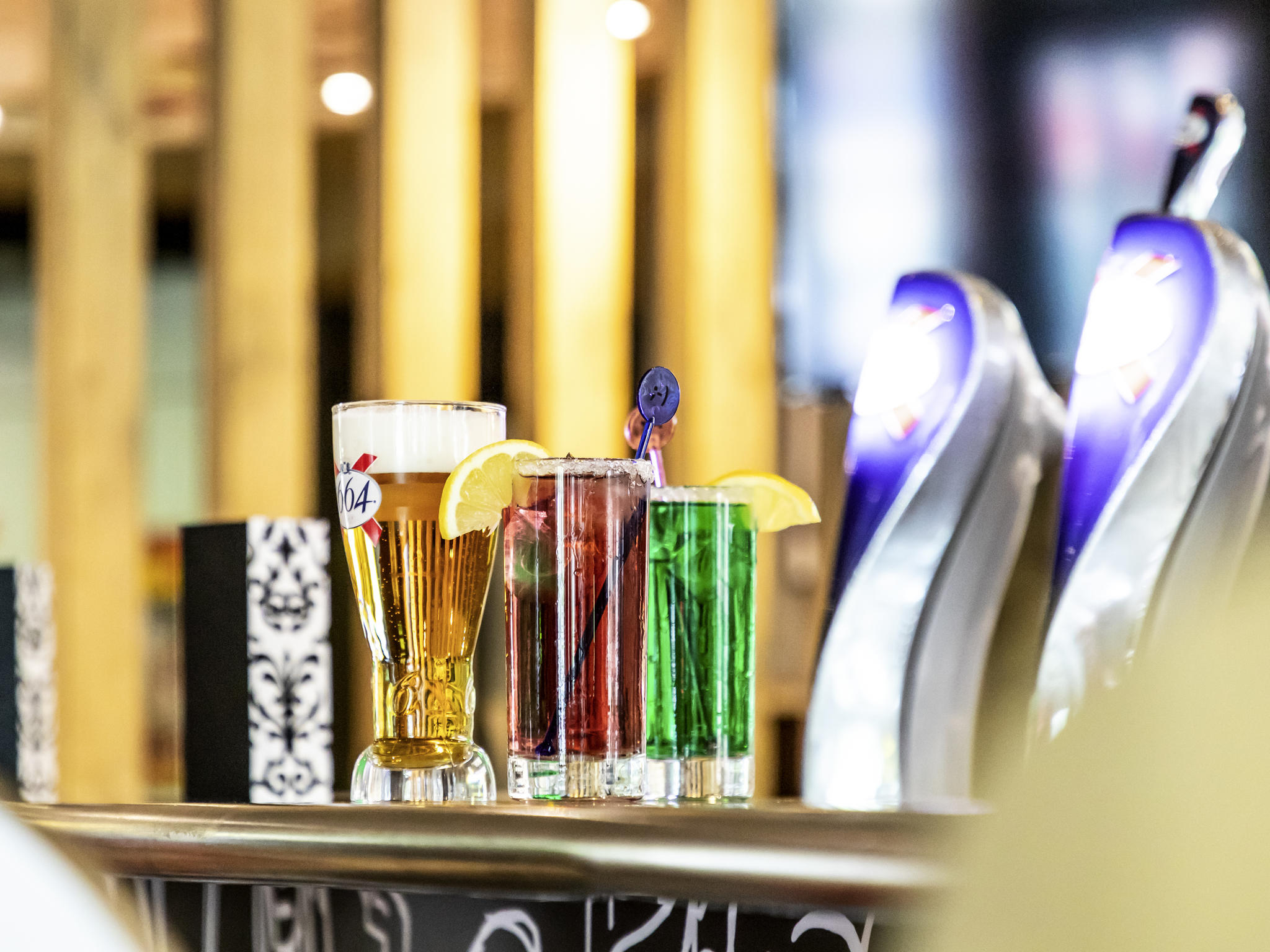 Foto - Ibis Bourges Centre, Hôtel Restaurant