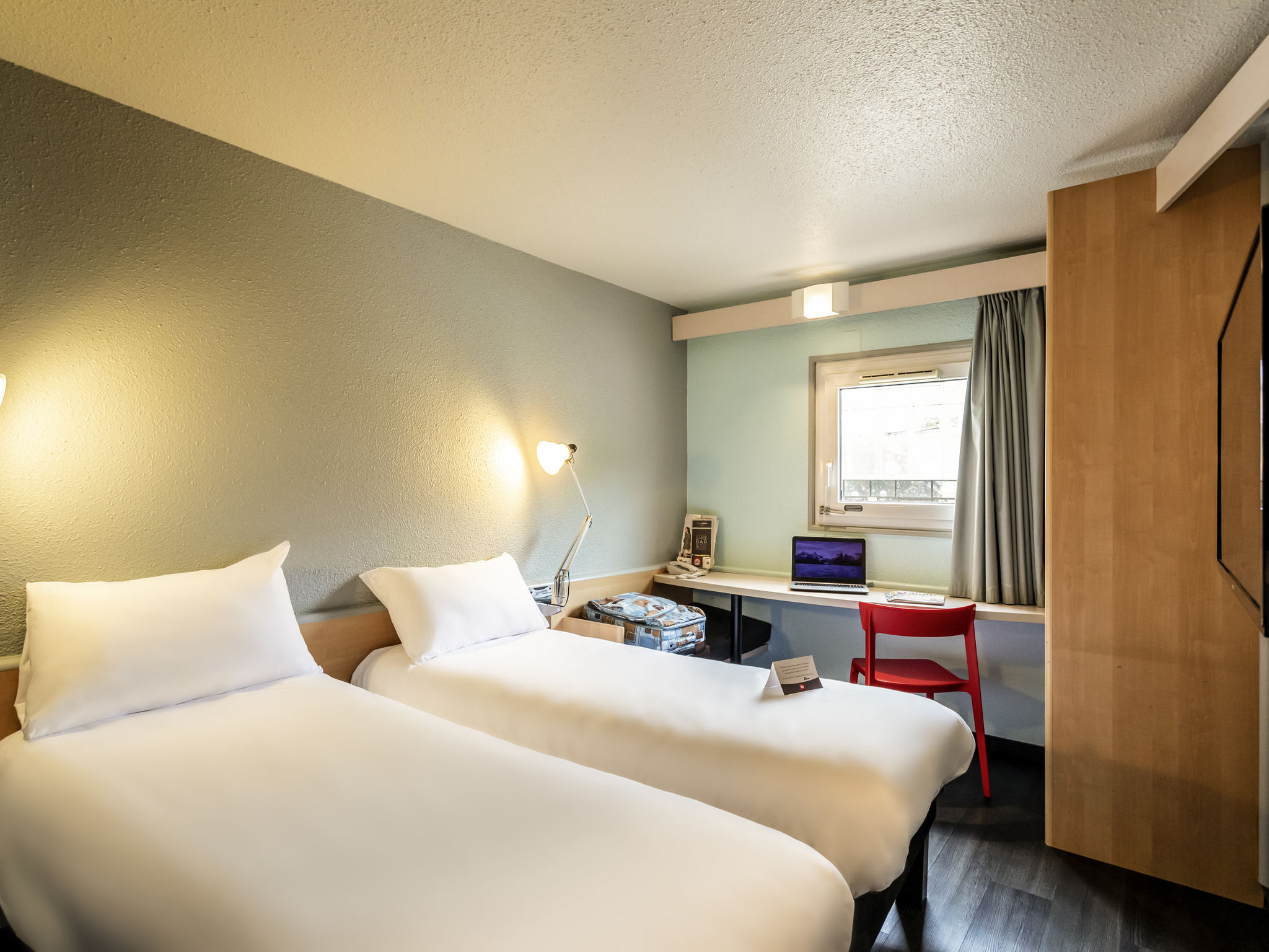 Foto - Ibis Bourges Centre, Hôtel Restaurant