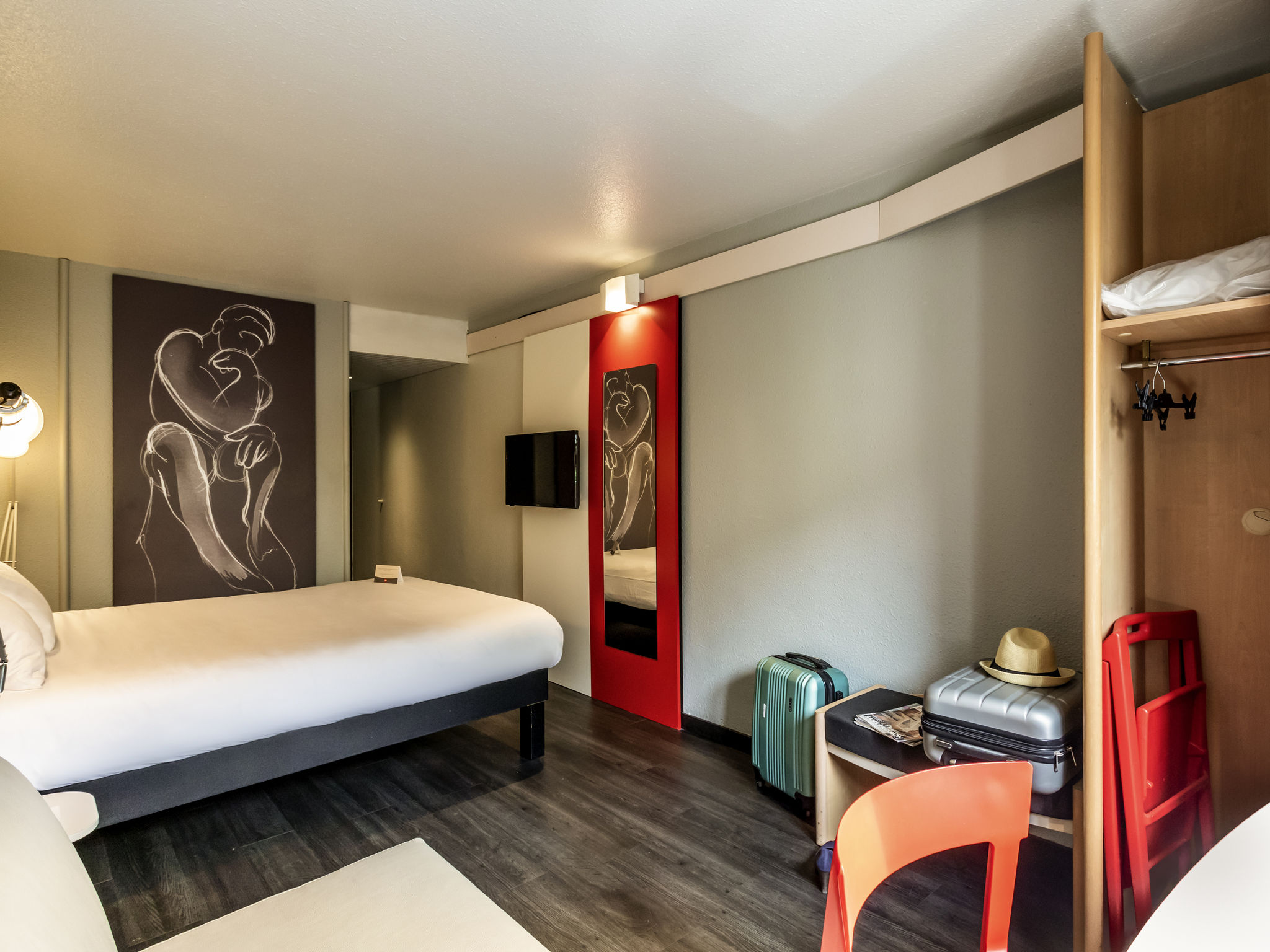 Foto - Ibis Bourges Centre, Hôtel Restaurant