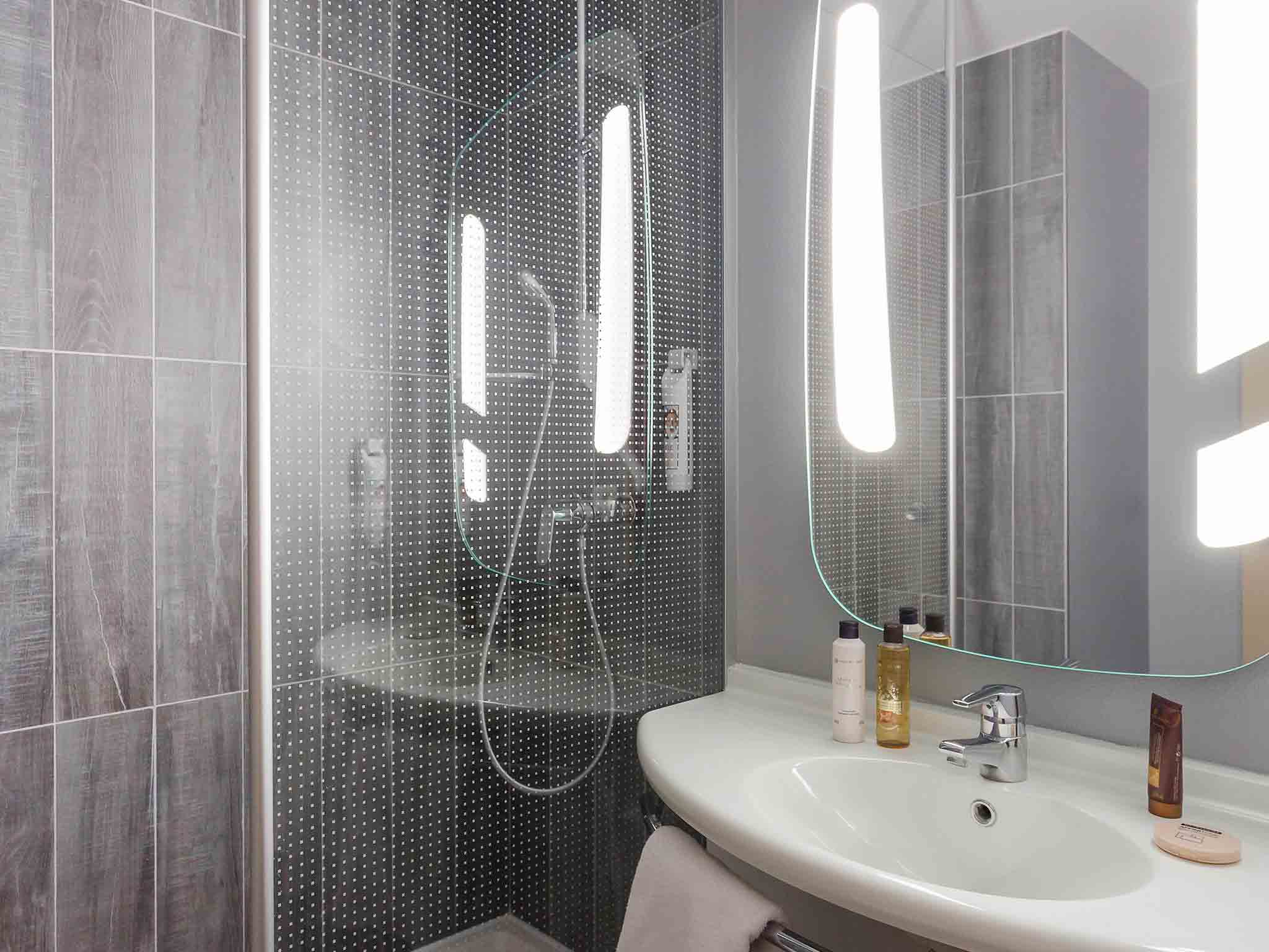 Foto - Ibis Bourges Centre, Hôtel Restaurant