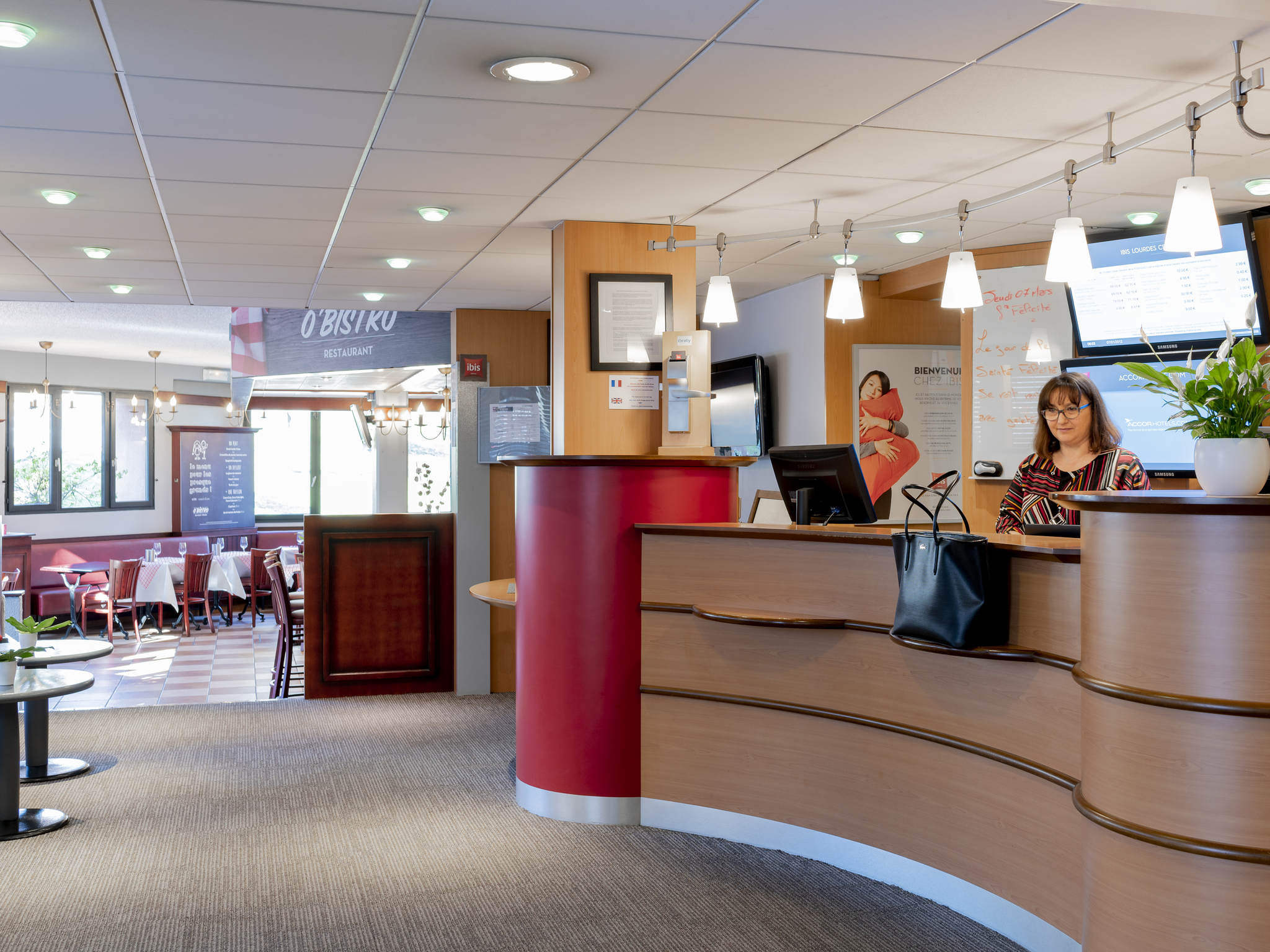 Hotel In Lourdes Ibis Centre Gare Hotel Ibis Lourdes Centre Gare