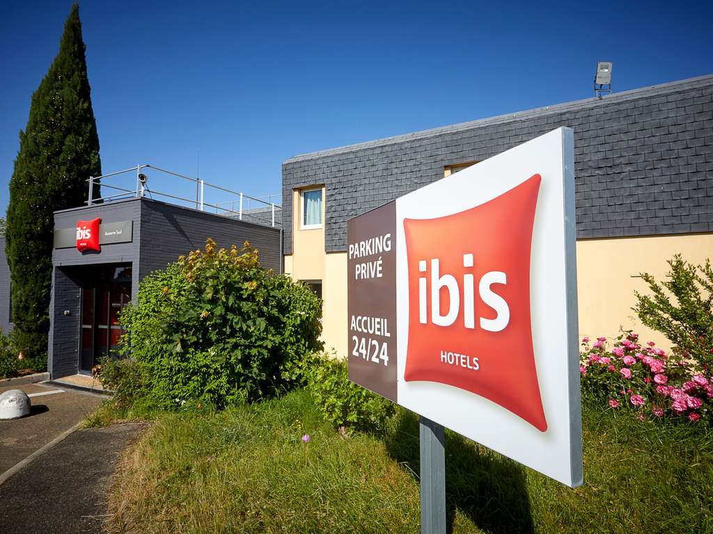 ibis Auxerre South - Image 1