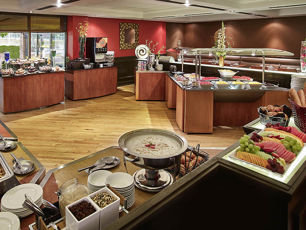 Novotel Trio Mississauga Restaurants By Accorhotels