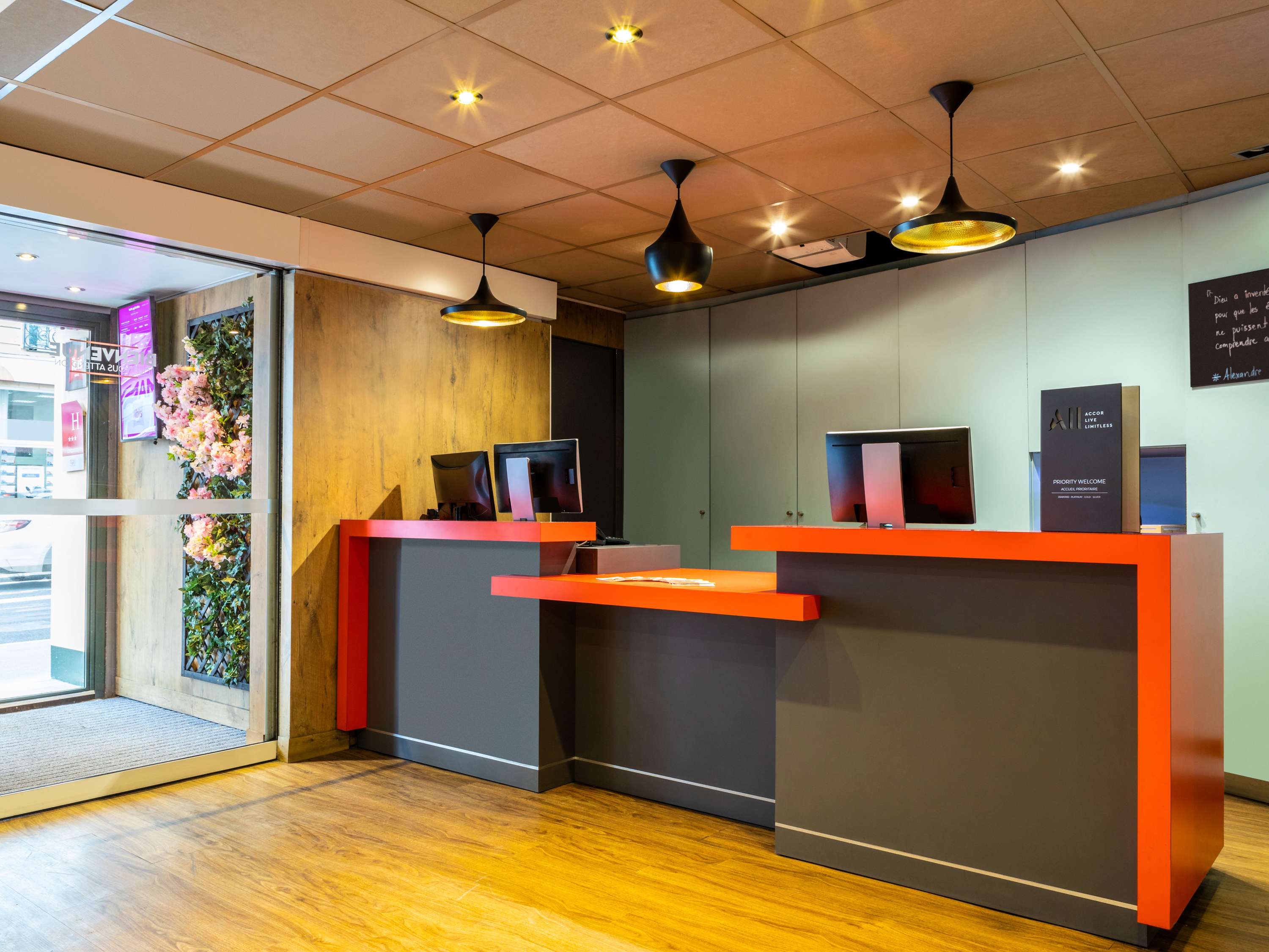 ibis Paris Gare du Nord La Fayette 10ème — 8/30
