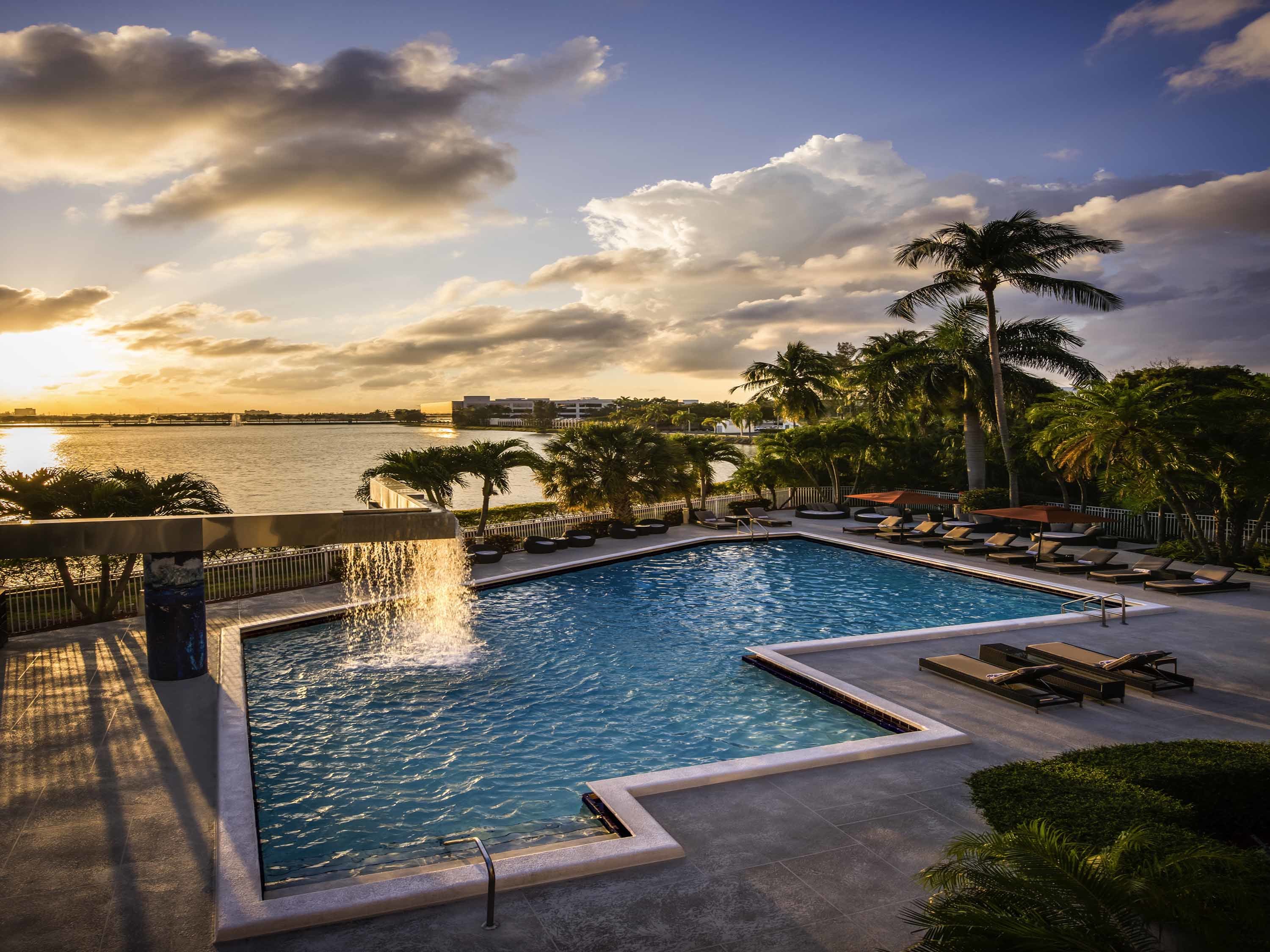 Miami Airport Hotels - Pullman Miami Hotel - Hotels near MIA - ALL