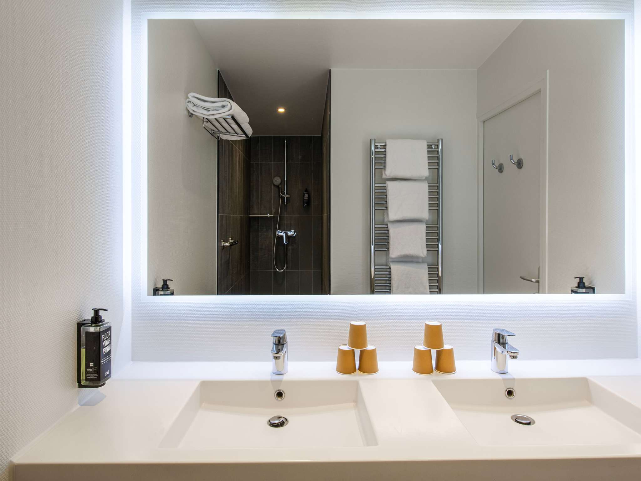 Foto - ibis Paris Canal Saint Martin