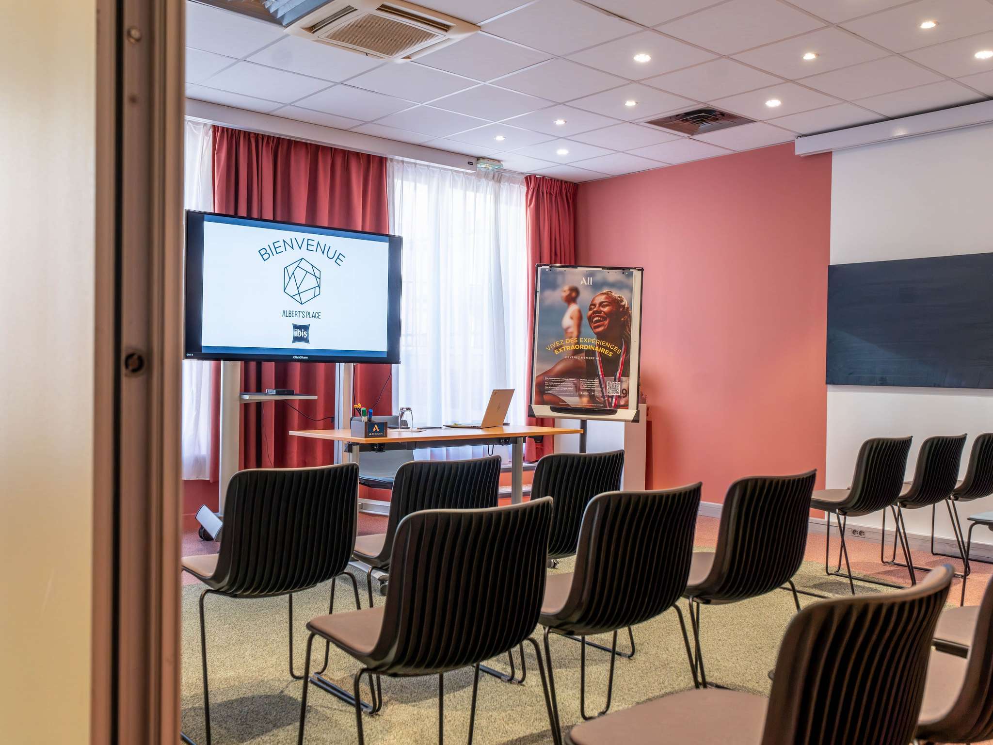 Photo - ibis Lille Centre Gares