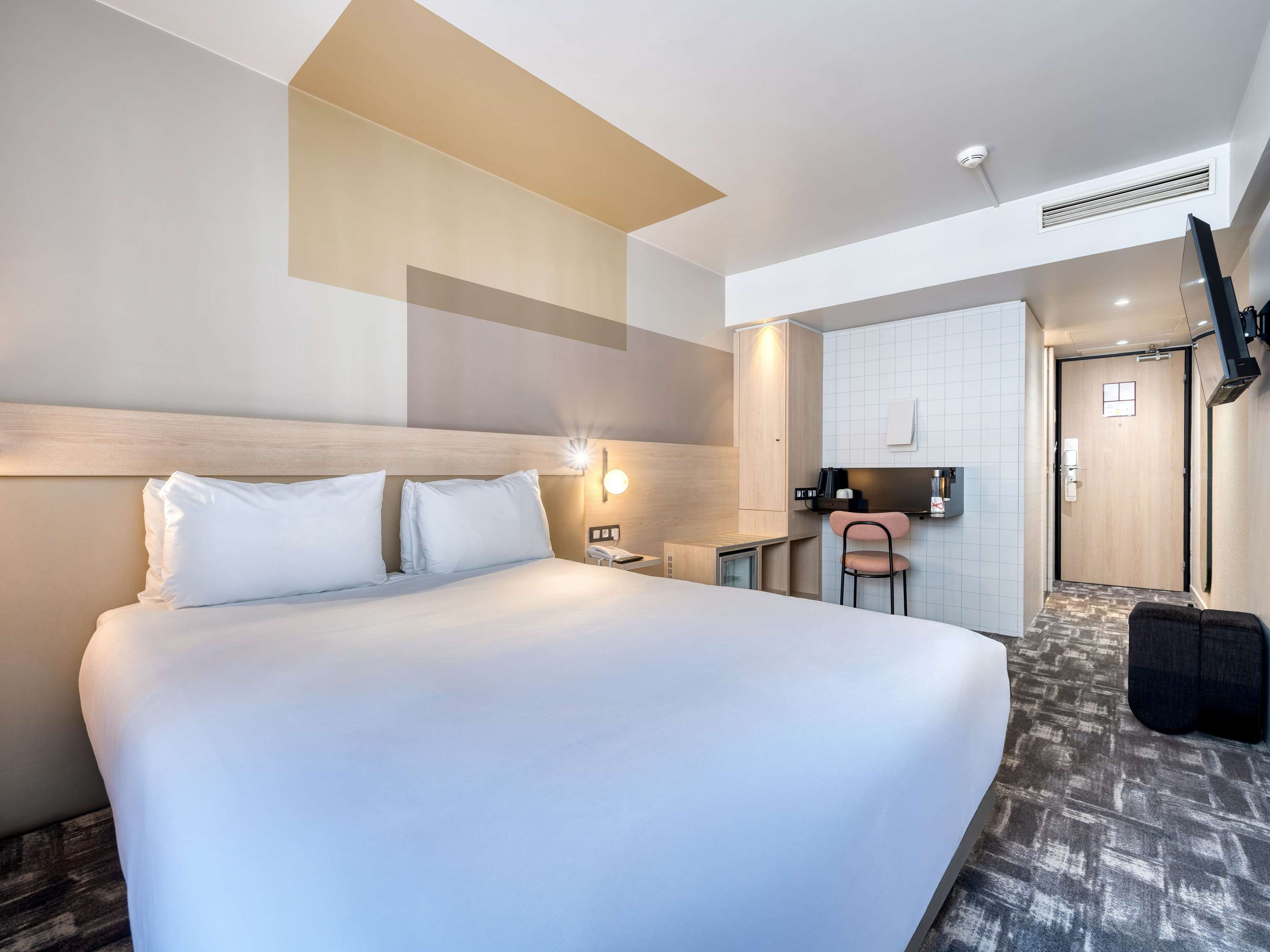 Hôtel Mercure Paris 15 Porte de Versailles — 2/30