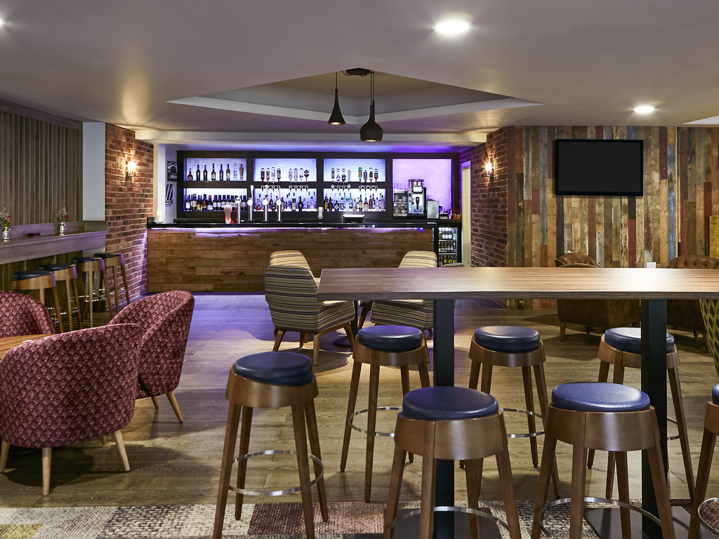 Novotel Manchester West - Image 3