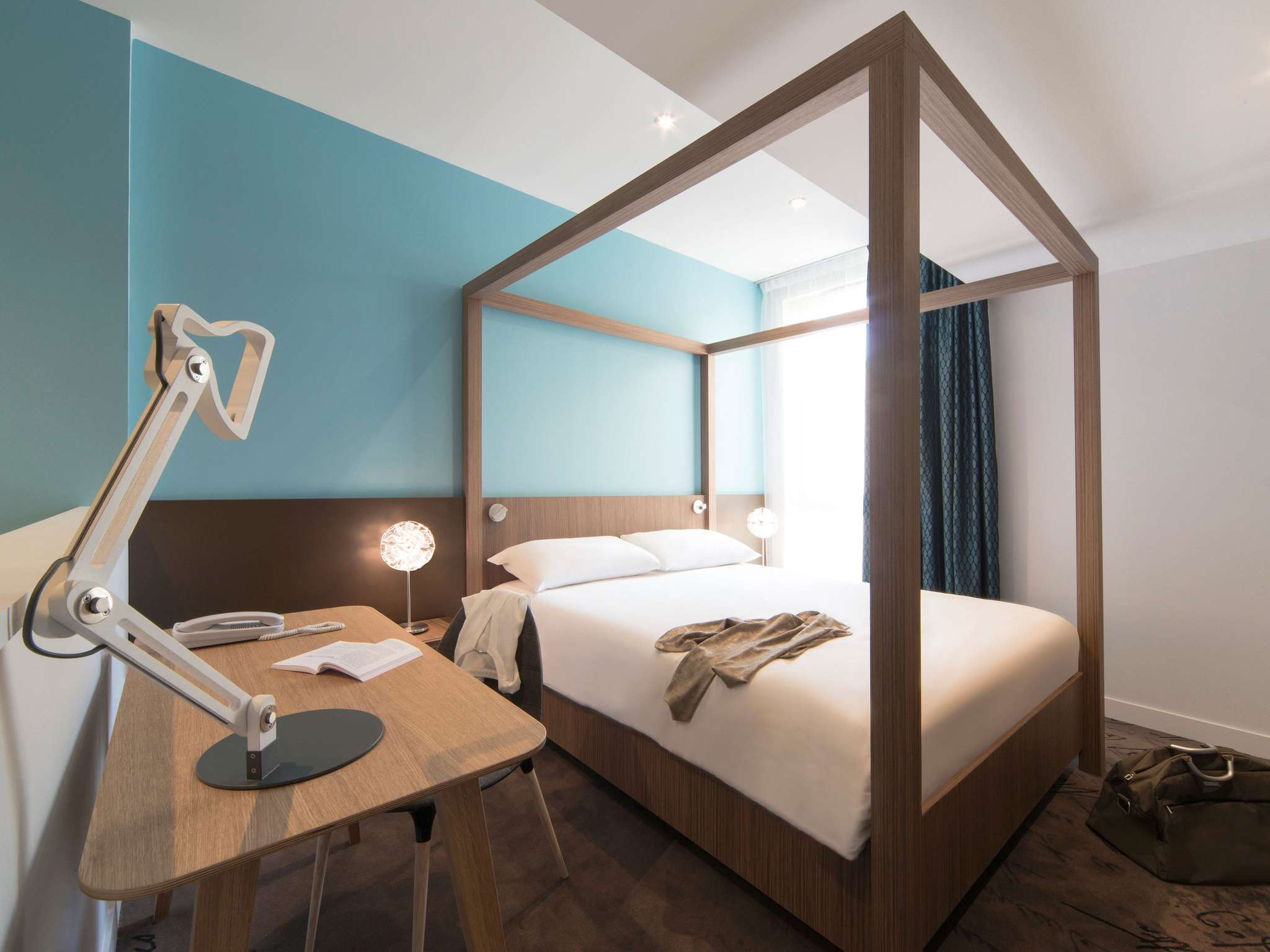 Photo - ibis Styles La Rochelle Centre Vieux Port