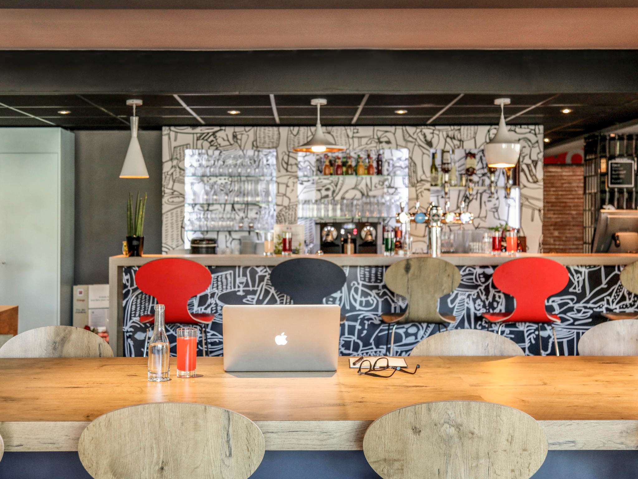 Foto - ibis Orange Centre Echangeur A7 A9