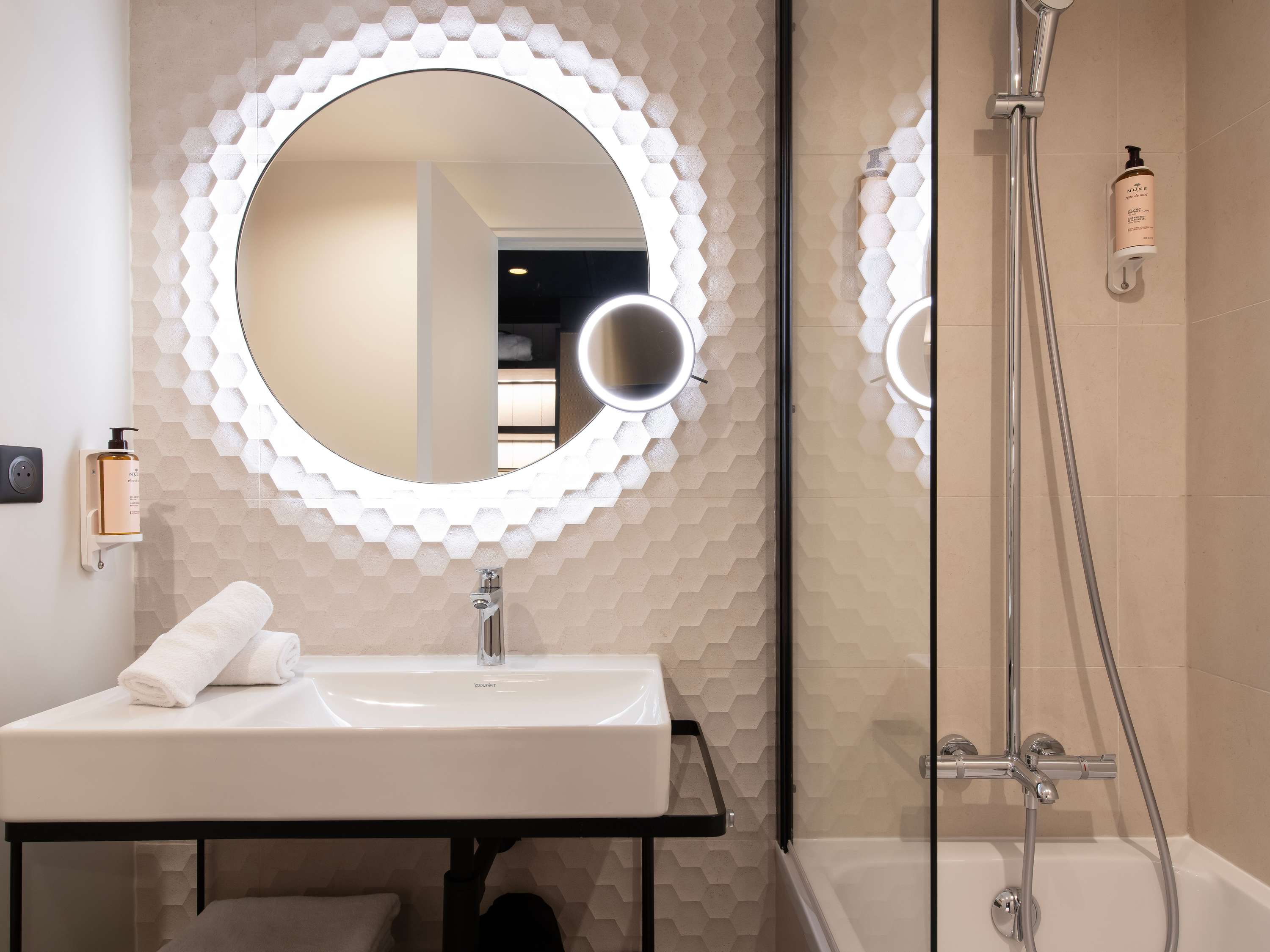 Chambre classique avec un lit double — photo 3
