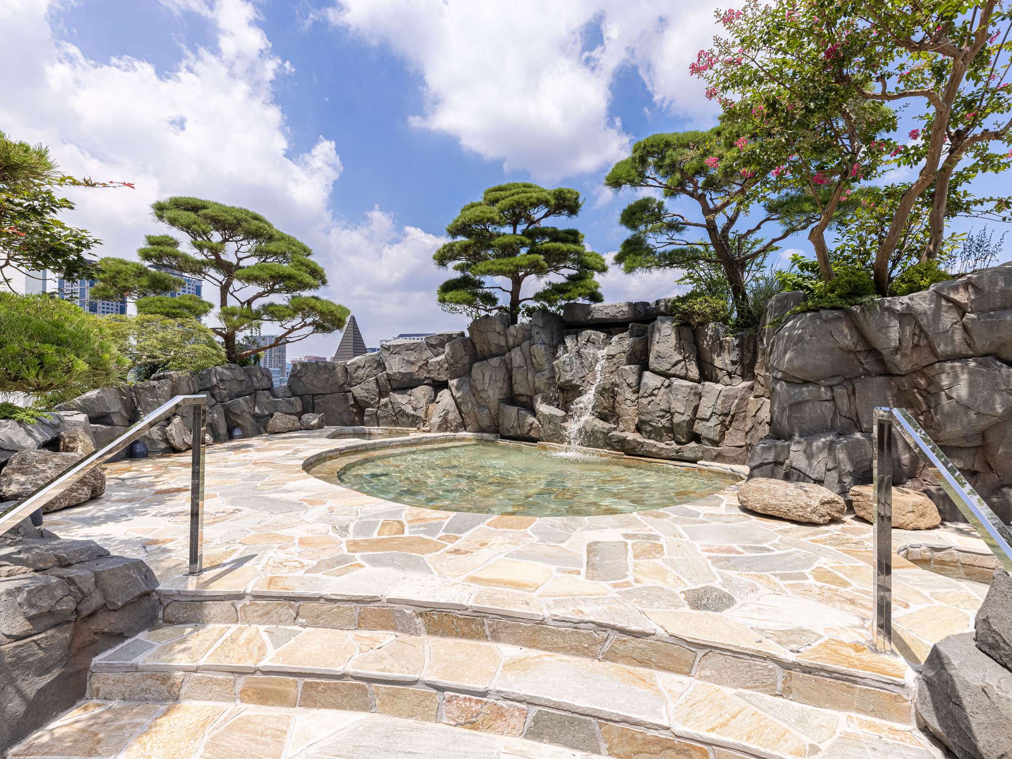 Photo - The Ambassador Seoul - A Pullman Hotel