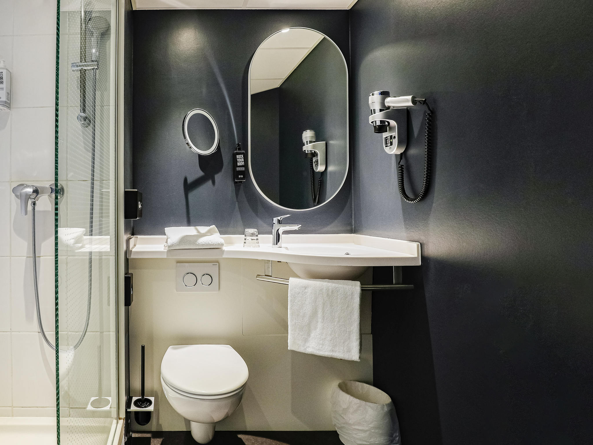 Photo - Ibis Luxembourg Airport