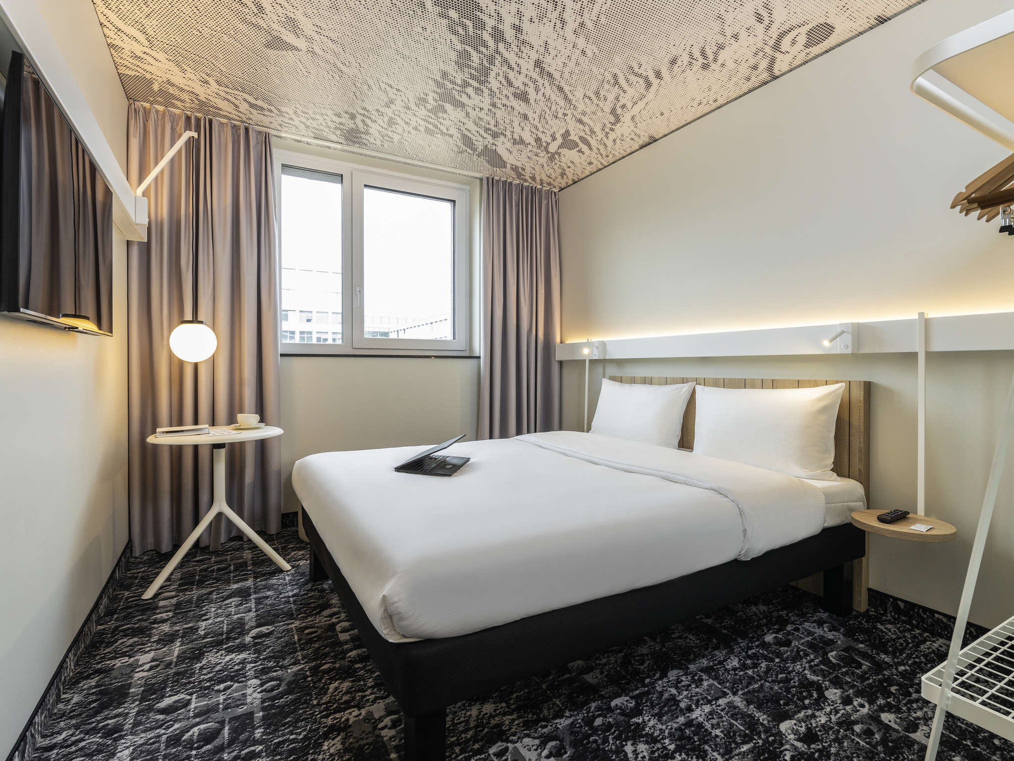 Photo - Ibis Luxembourg Airport
