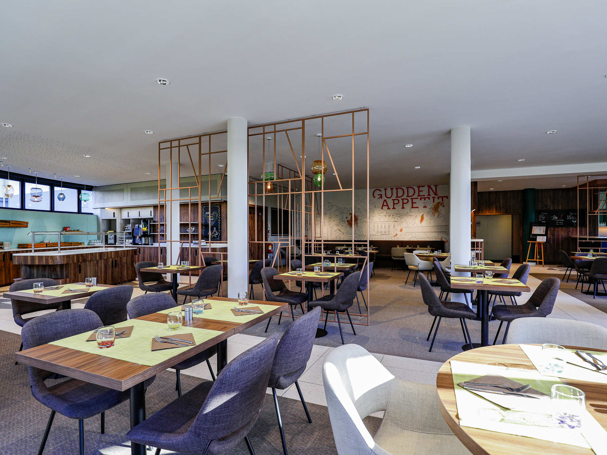 Photo - Ibis Luxembourg Airport