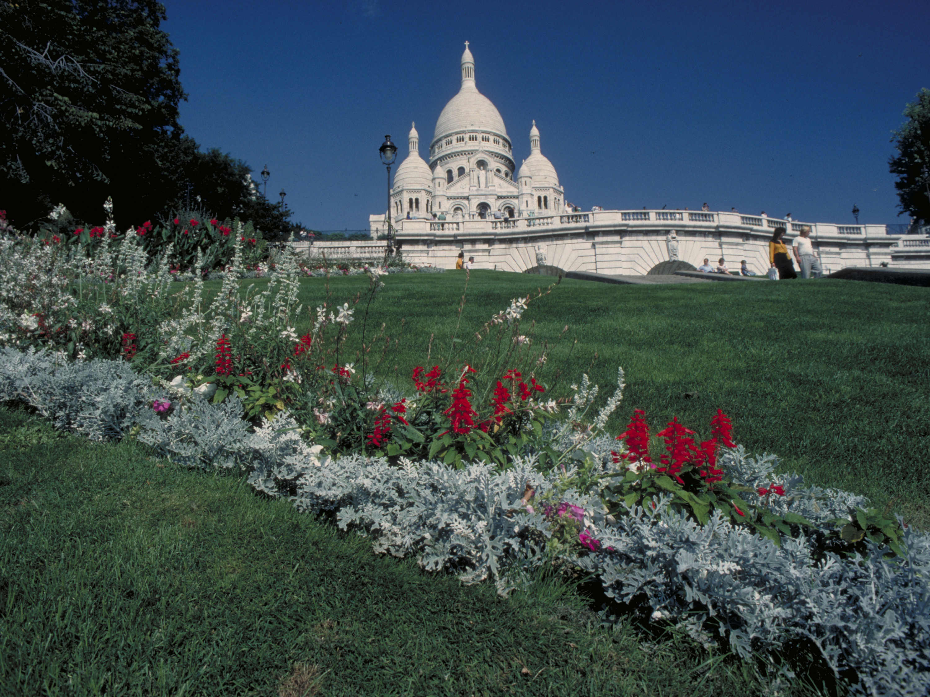 Hôtel Mercure Paris Opéra Faubourg Montmartre — 26/30