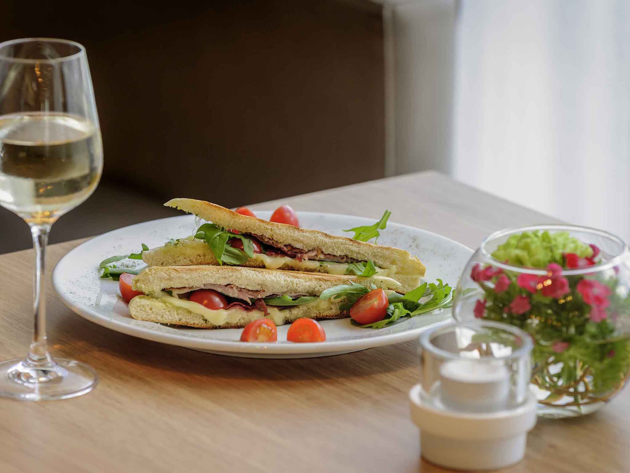 Photo - B&B HOTEL München-Schwabing