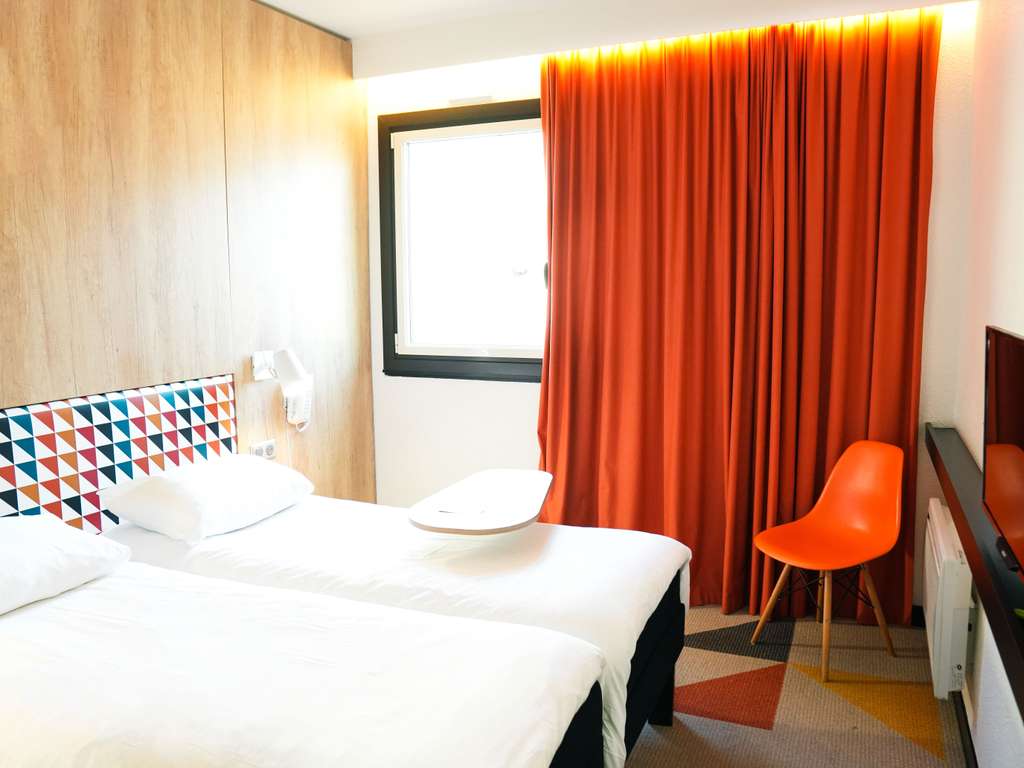 ibis Styles Кан Исторический Центр - Image 2