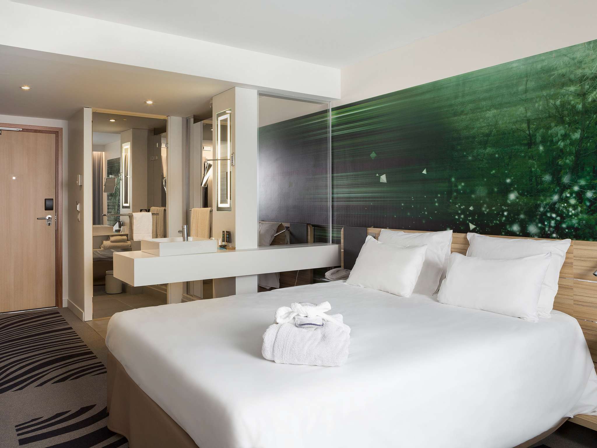 Photo - Novotel Paris Charles de Gaulle Airport