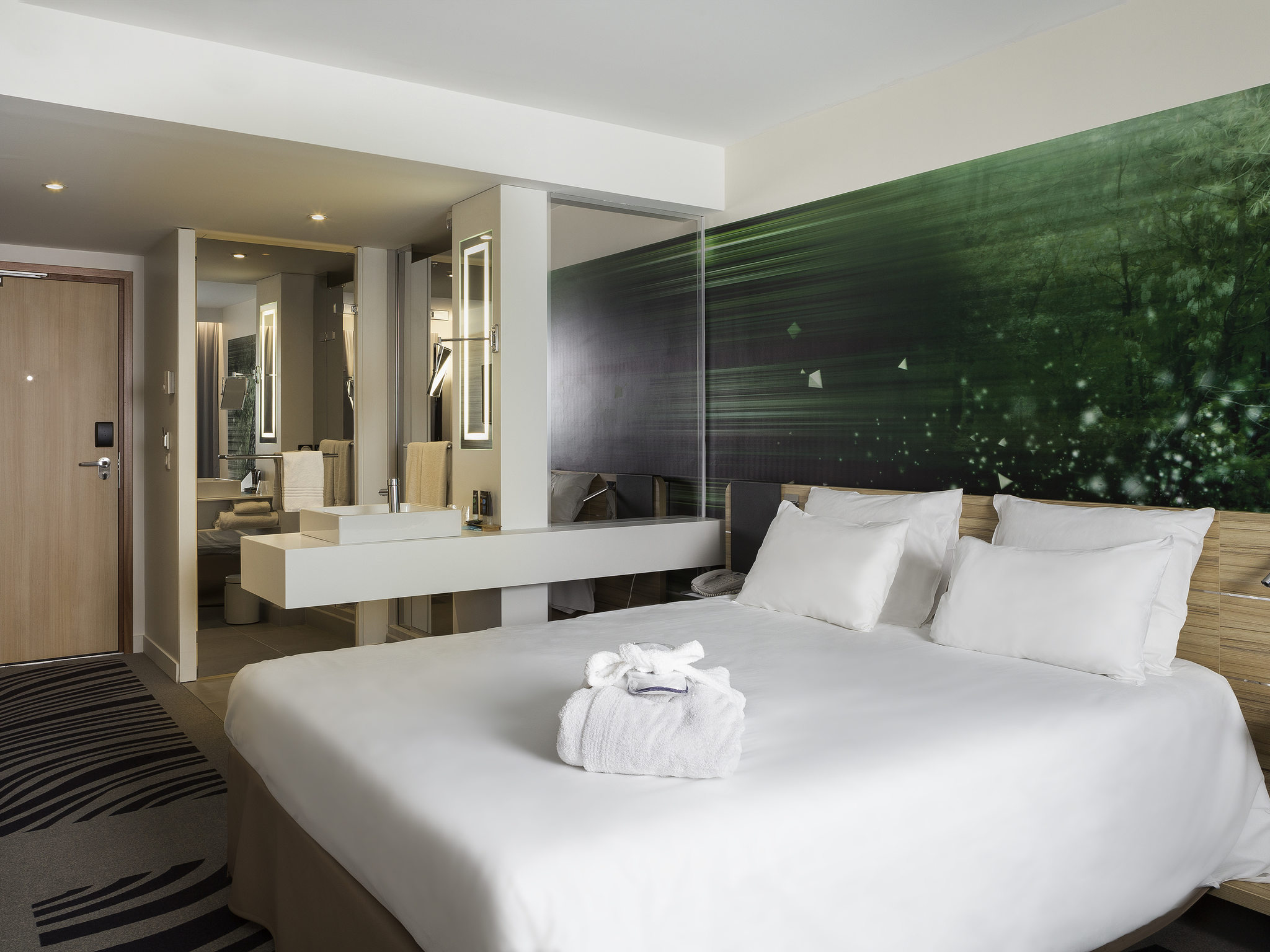 Photo - Novotel Paris Charles de Gaulle Airport