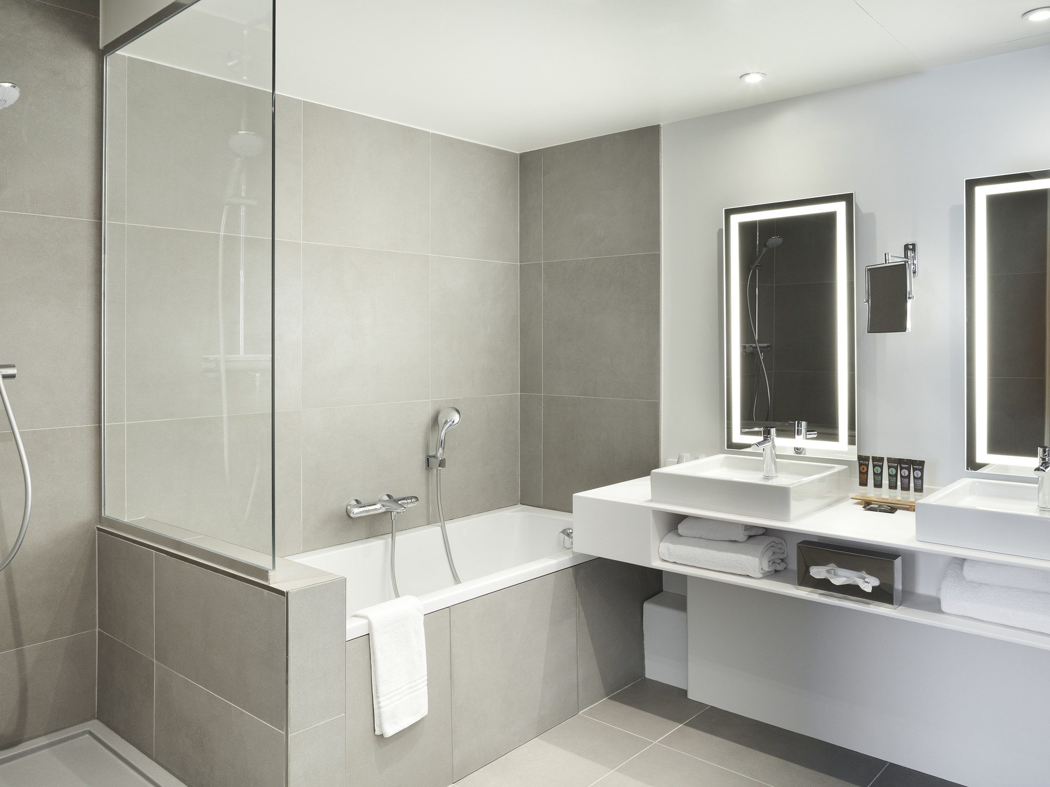 Photo - Novotel Paris Charles de Gaulle Airport
