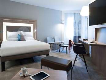 Hotel A Versailles Ibis Versailles Chateau All