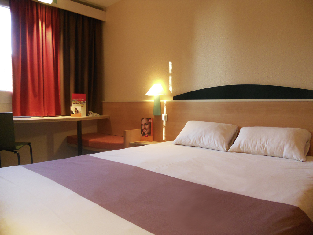 ibis Styles Brugge Centrum - Image 4
