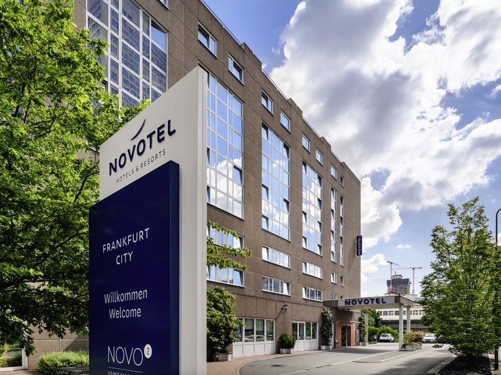 Novotel Frankfurt City - Image 1