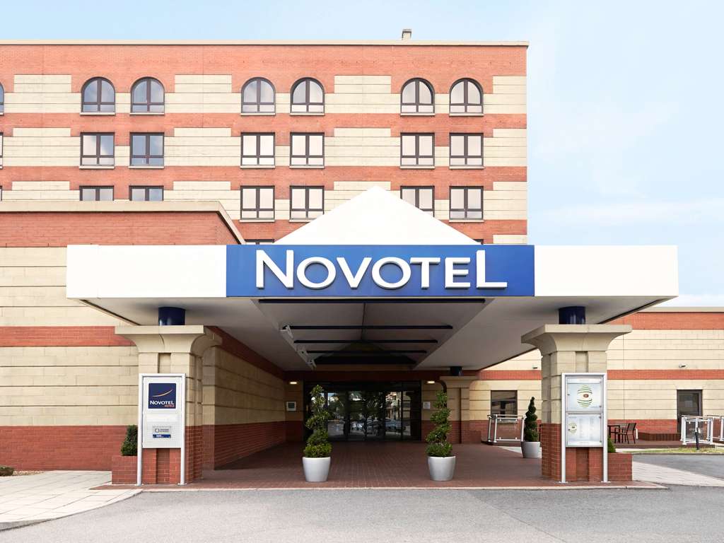 Novotel Southampton - Image 2