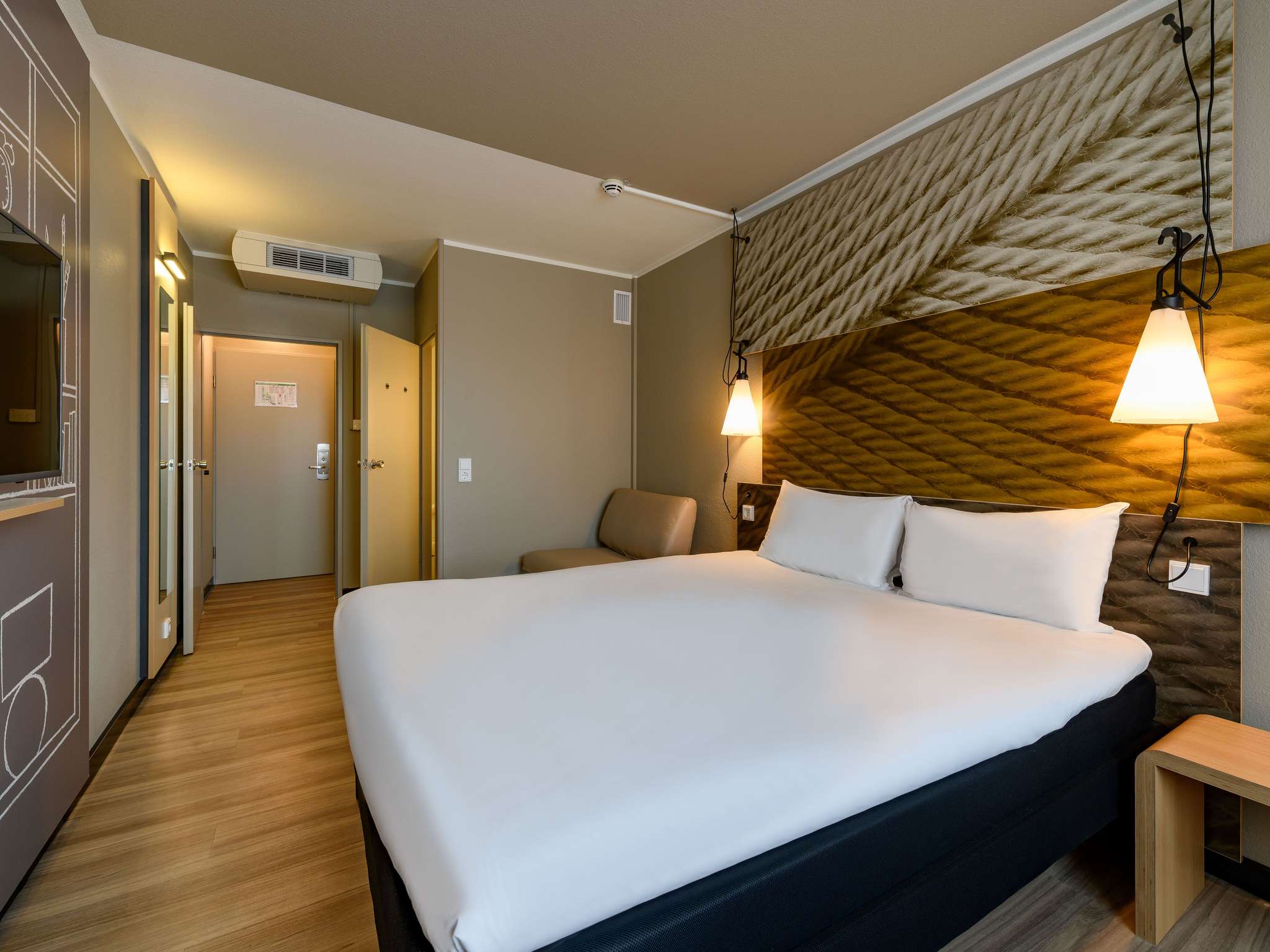 Photo - ibis Mainz City