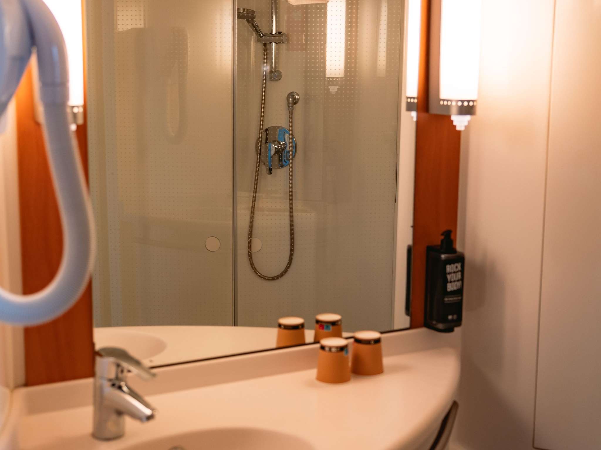 Foto - ibis Marseille Provence Aéroport